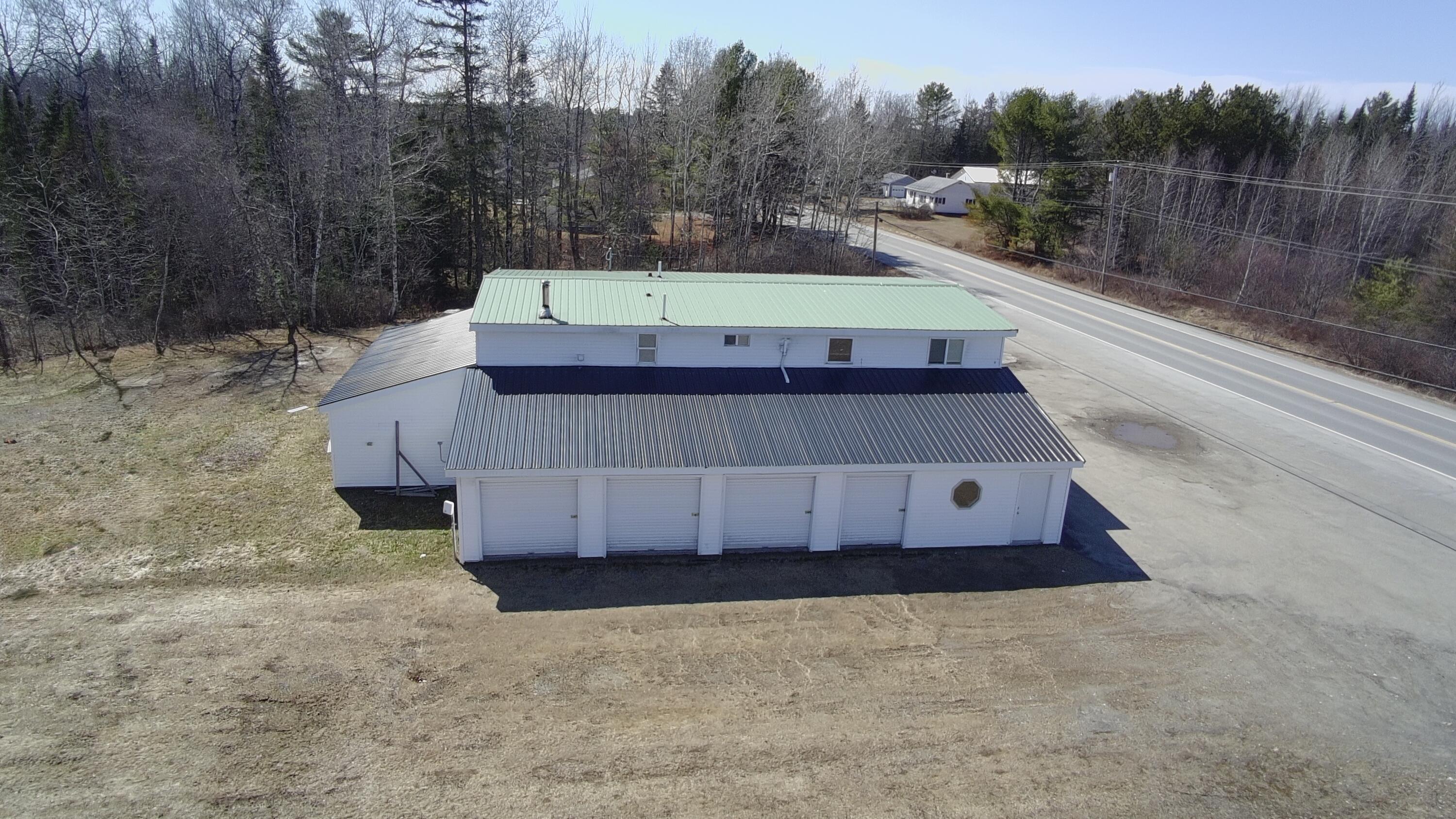 442 W Broadway Property Photo 4