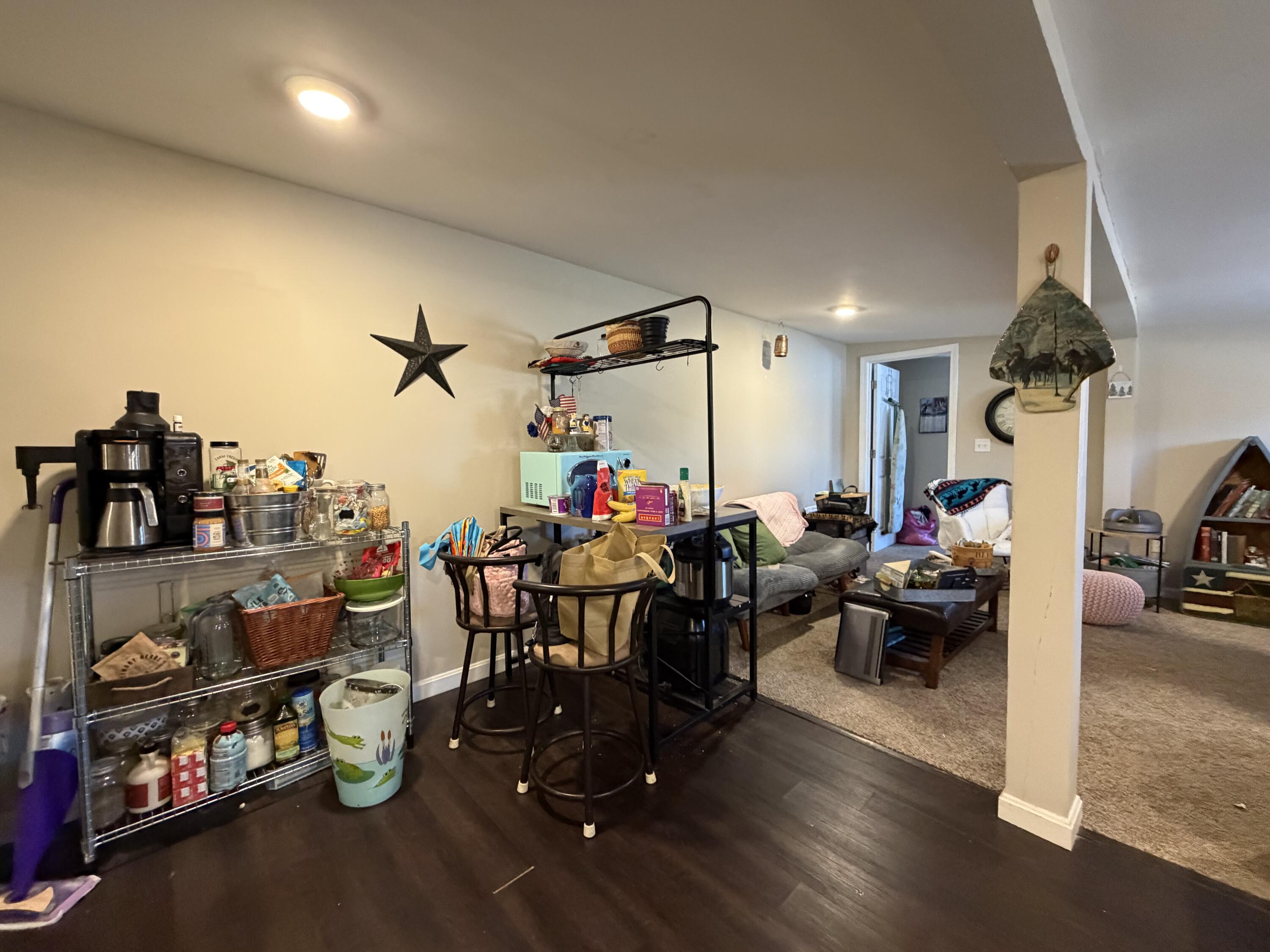 442 W Broadway Property Photo 26
