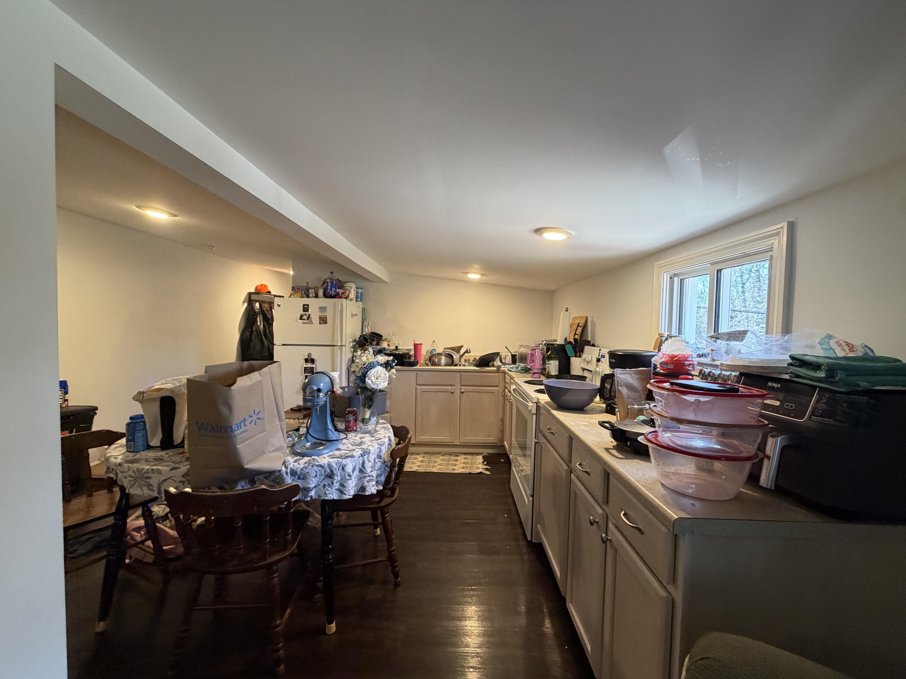 442 W Broadway Property Photo 36