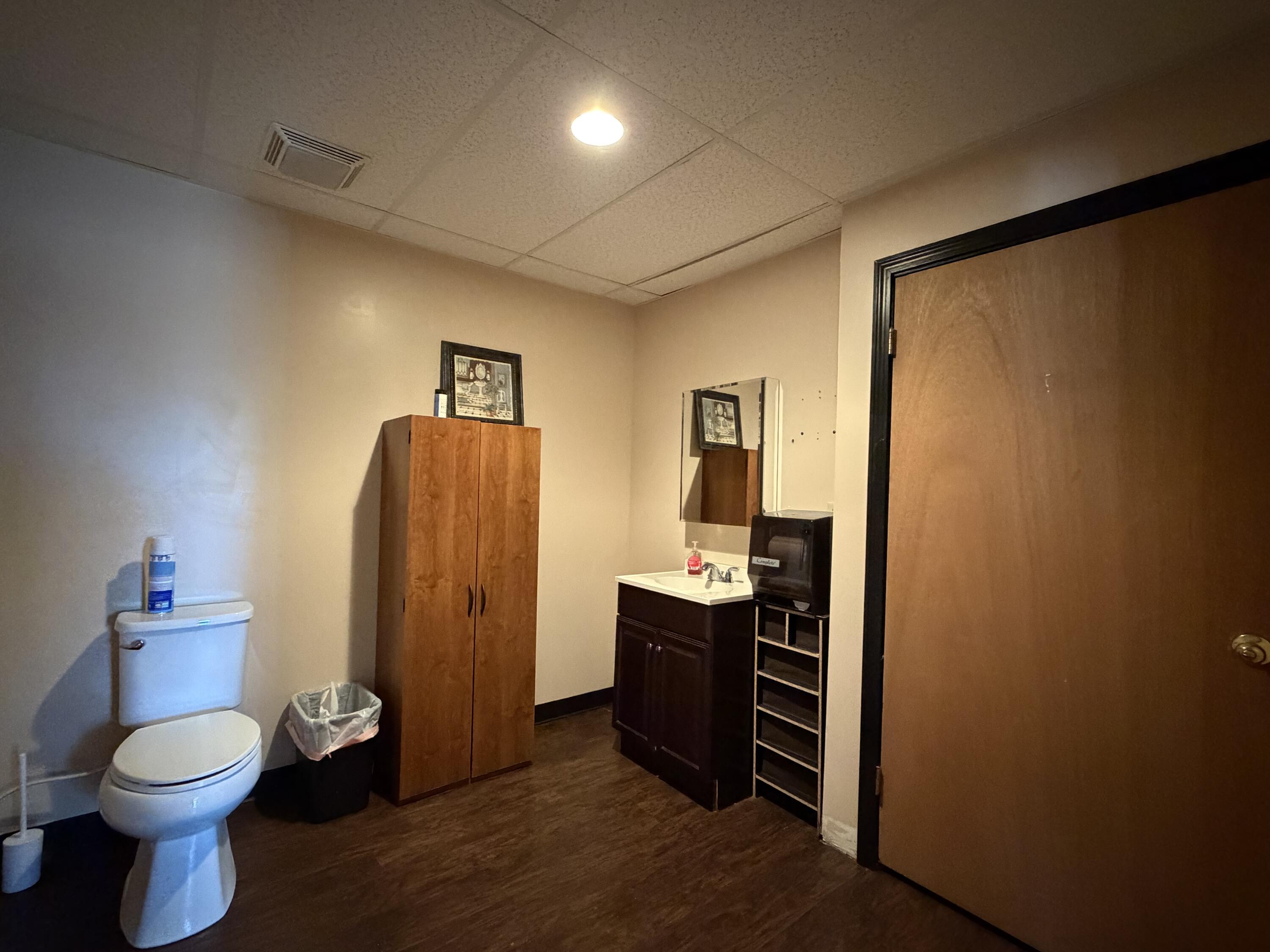 442 W Broadway Property Photo 61