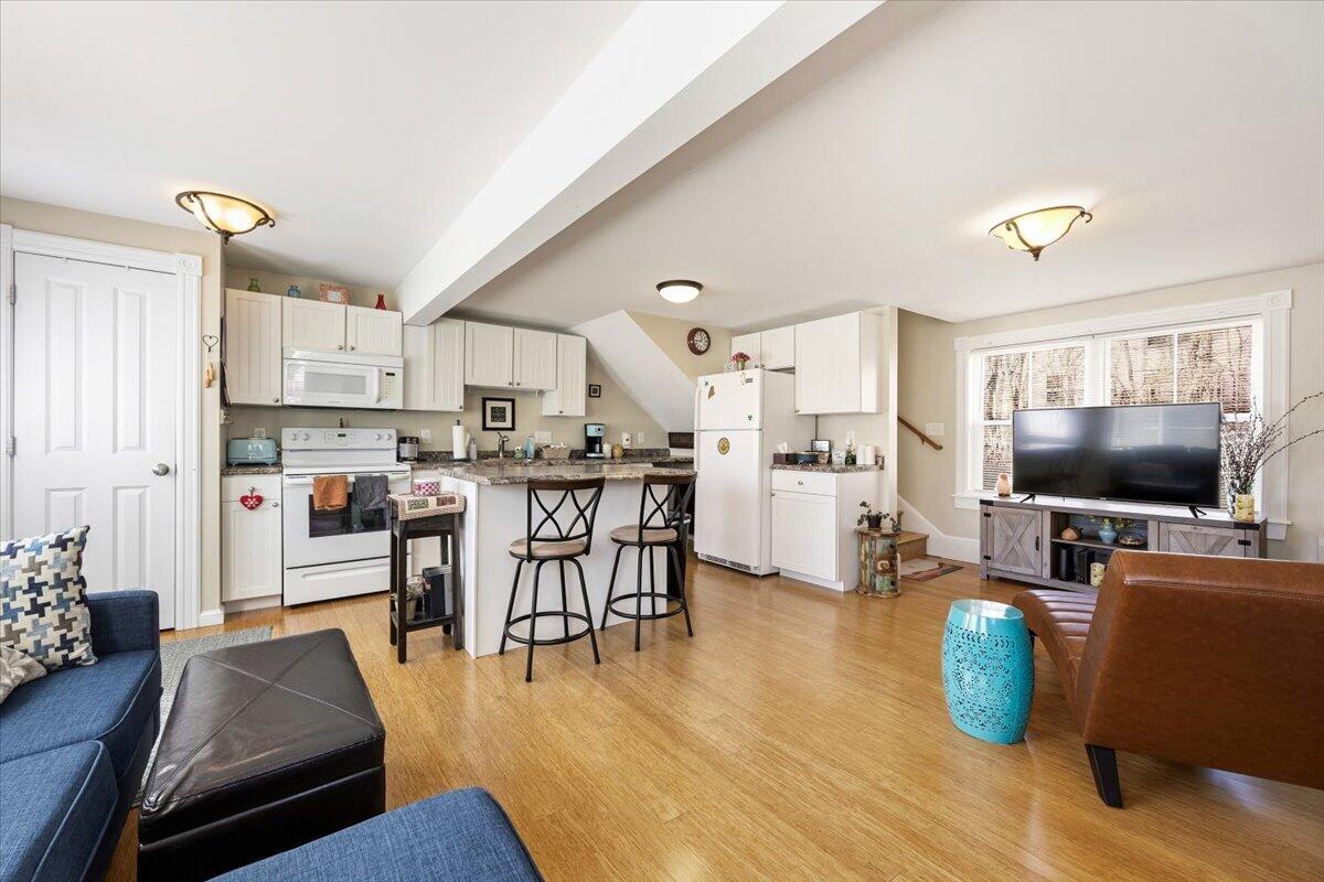 60 North Street Property Photo 27