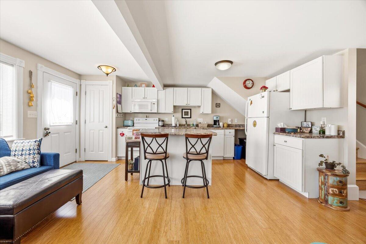 60 North Street Property Photo 28