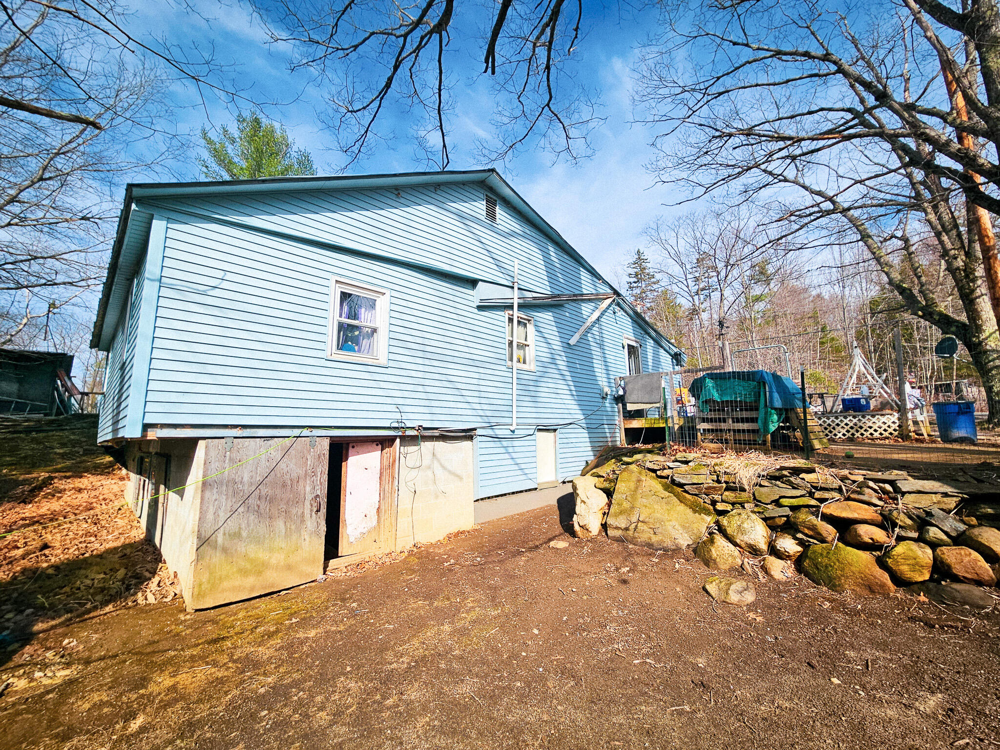 922 Weld Road Property Photo 11