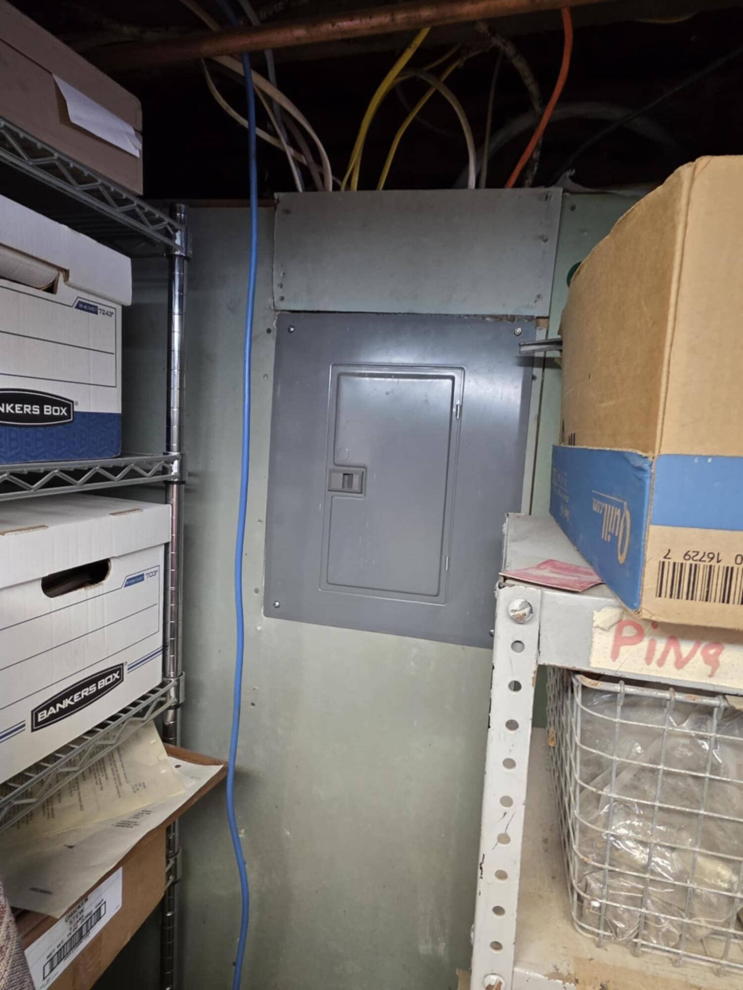 26 Washington Street Property Photo 23