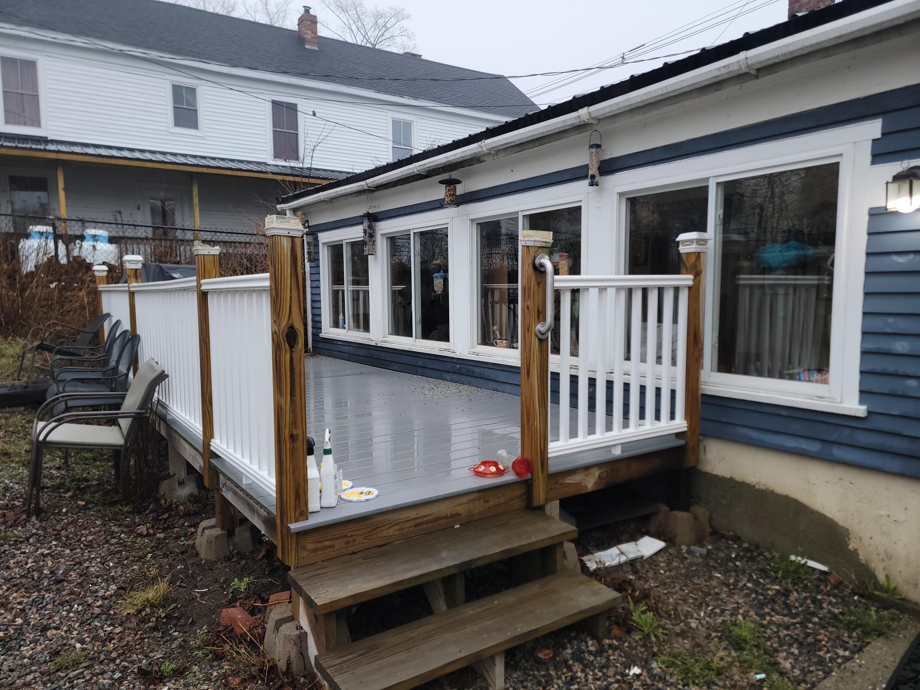 26 Washington Street Property Photo 28