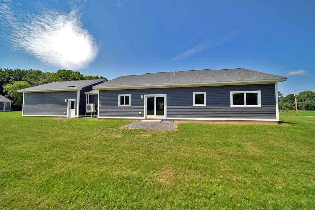 9 Lilac Lane Property Photo 3