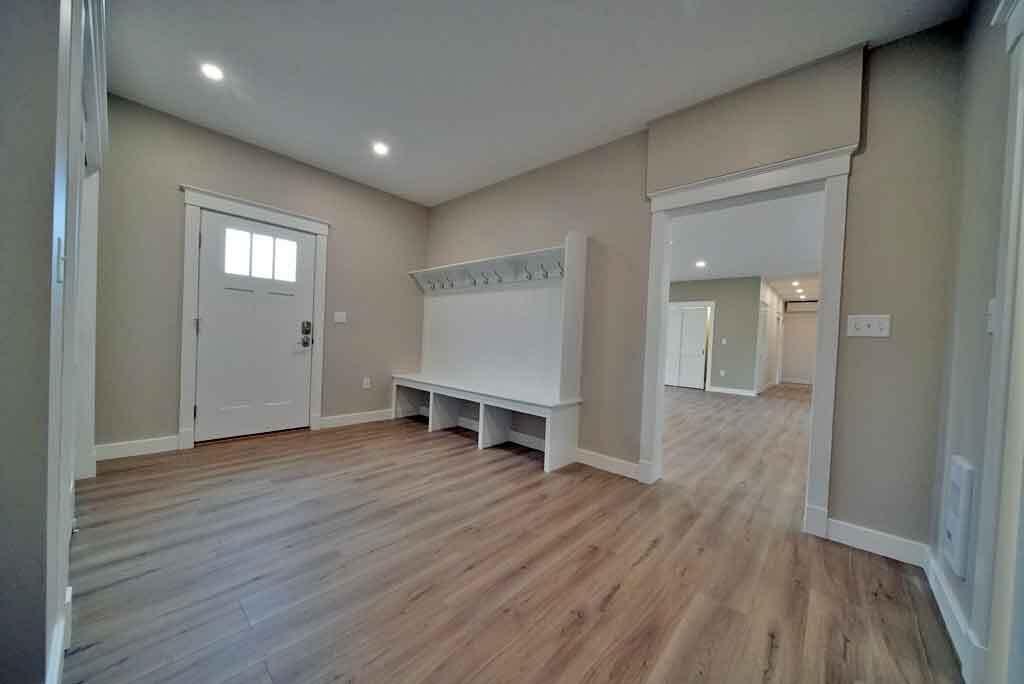 9 Lilac Lane Property Photo 22