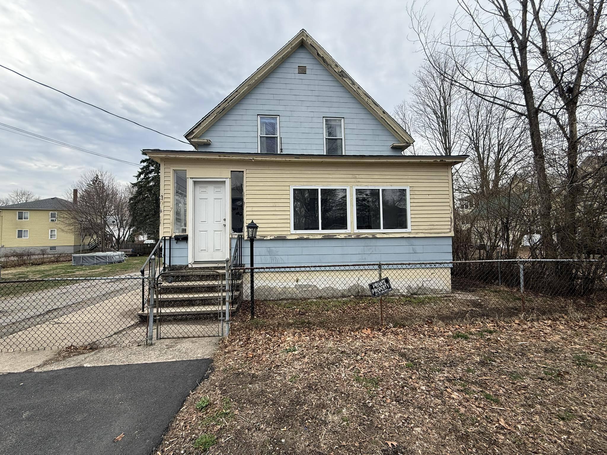7 Bates Street Property Photo 1