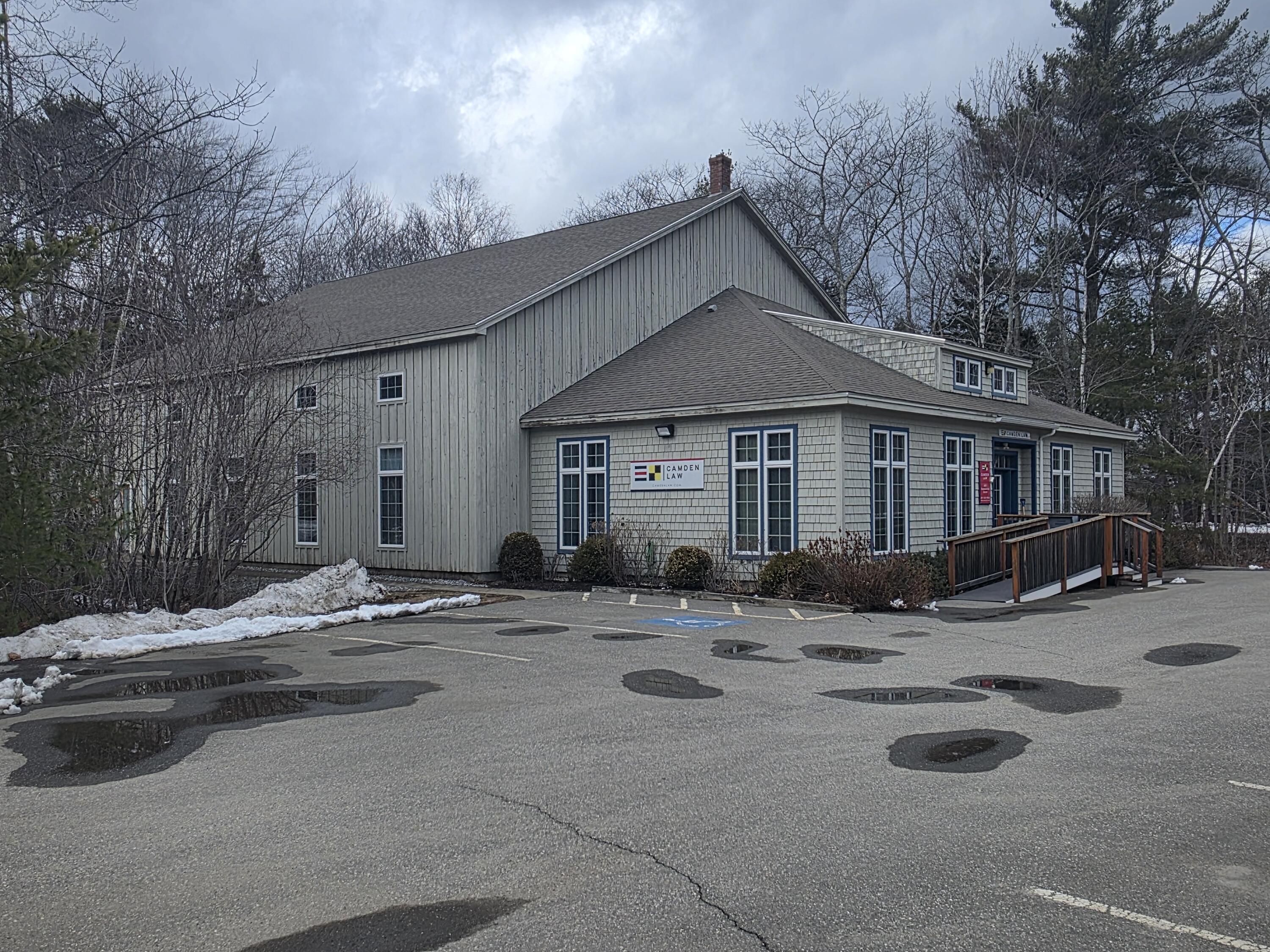477 Commercial Street Property Photo 3