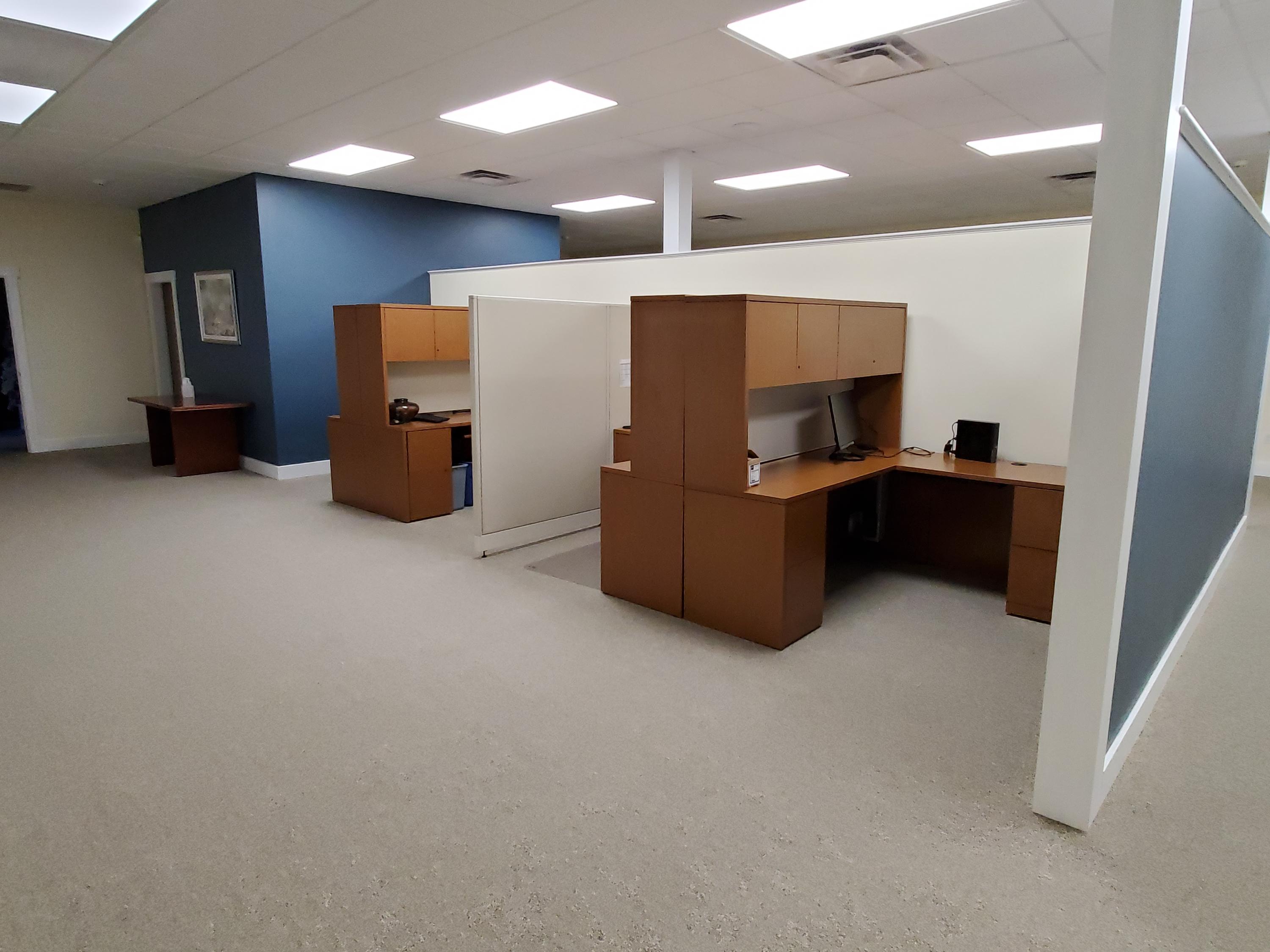 477 Commercial Street Property Photo 17