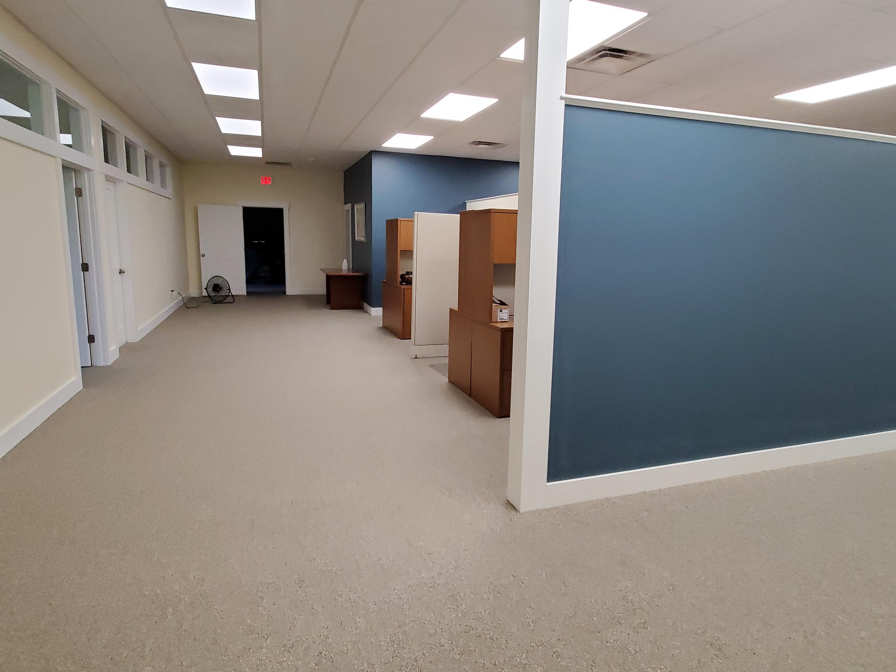 477 Commercial Street Property Photo 20