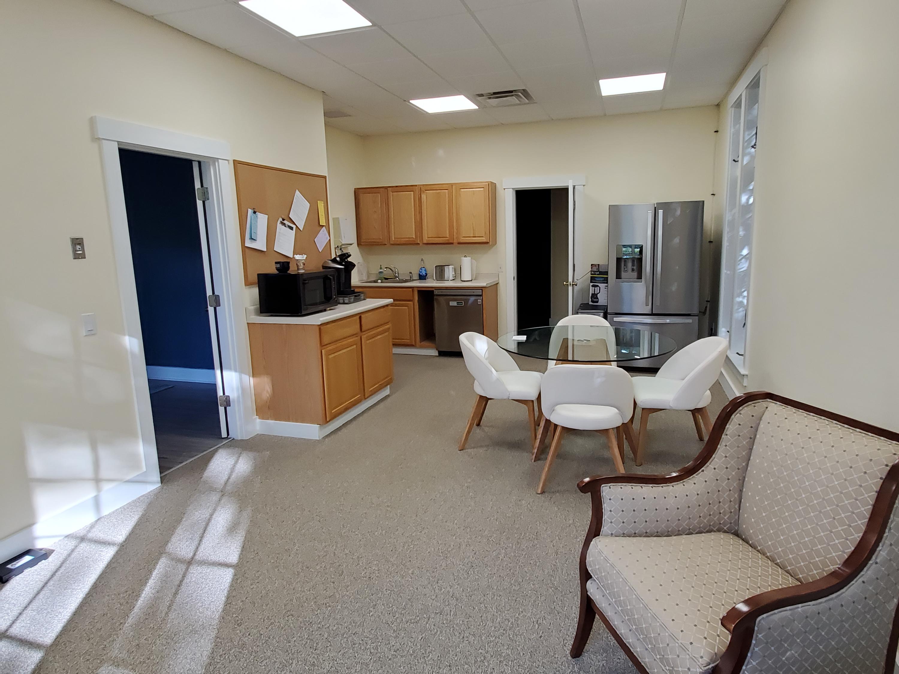 477 Commercial Street Property Photo 22