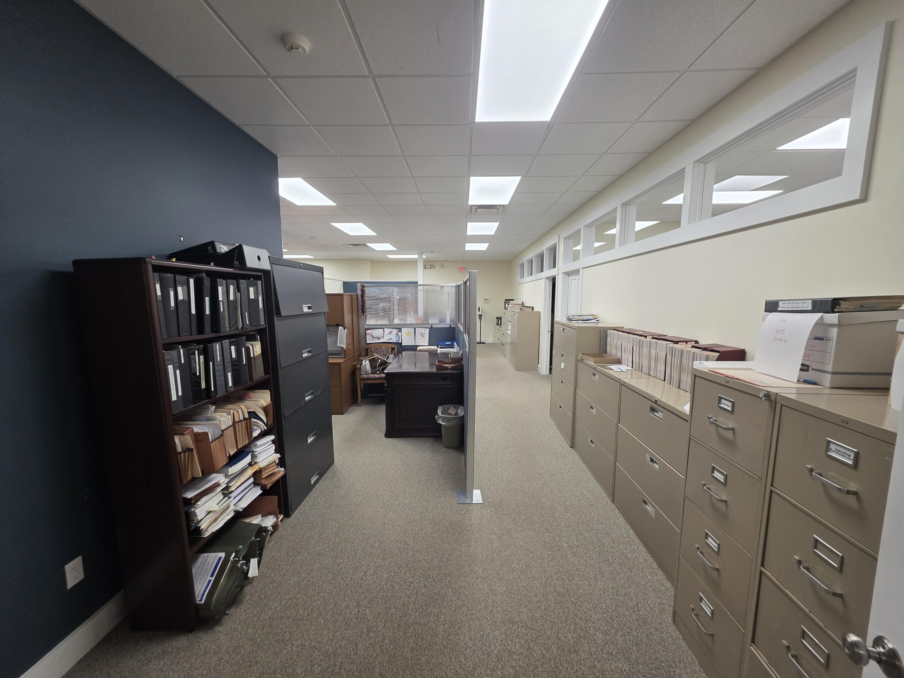 477 Commercial Street Property Photo 36