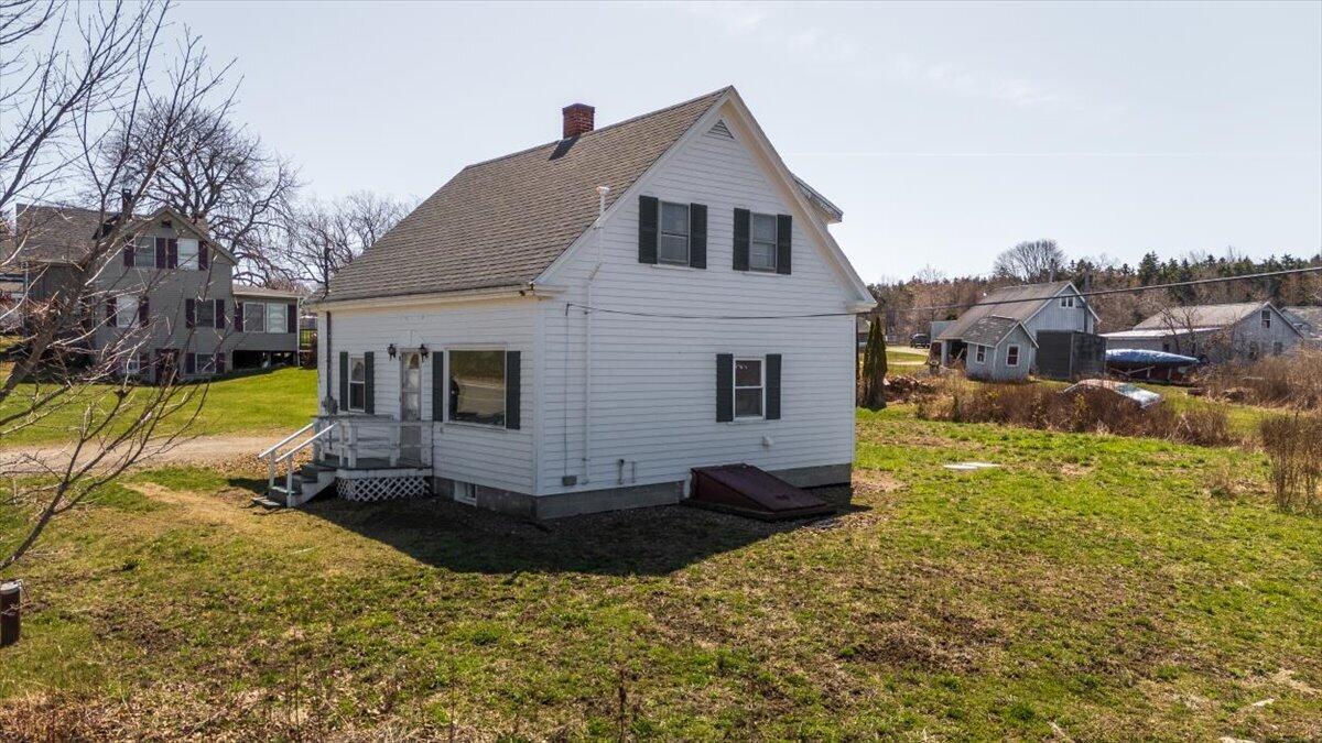 694 Spruce Head Road Property Photo 3