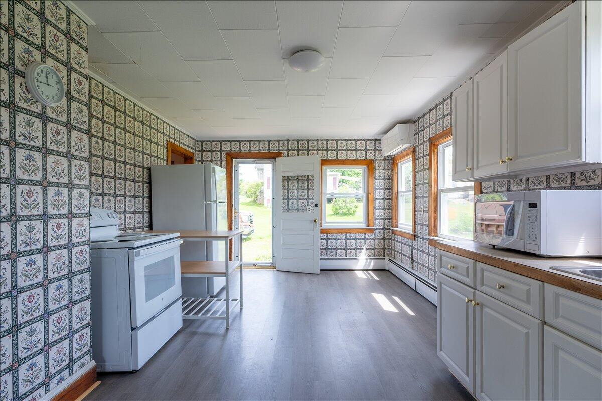 694 Spruce Head Road Property Photo 7