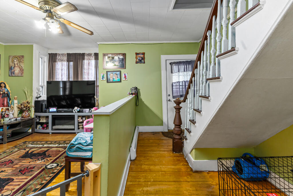 50 Mason Street Property Photo 14