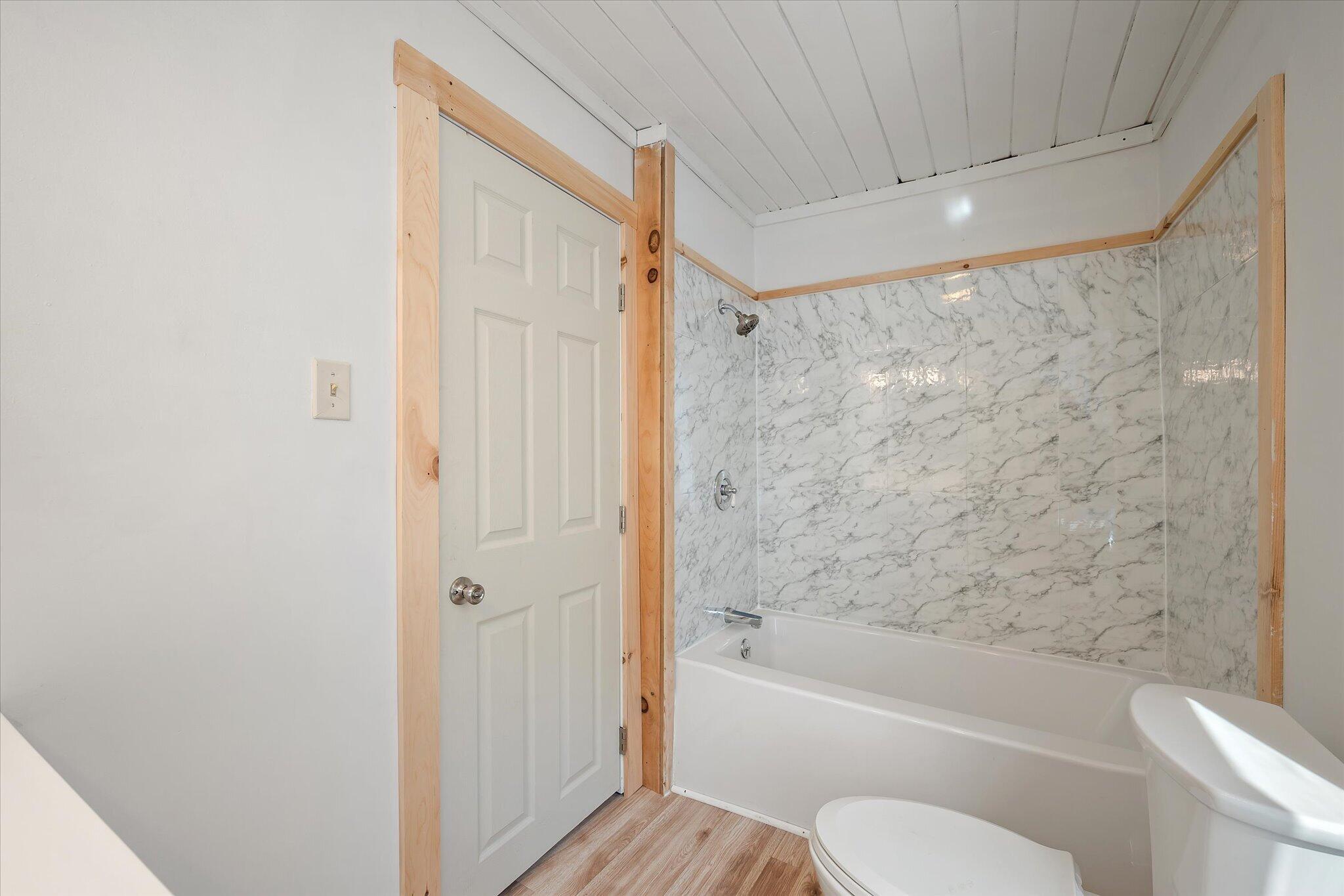 102 Thomas Mcclellan Road Property Photo 20