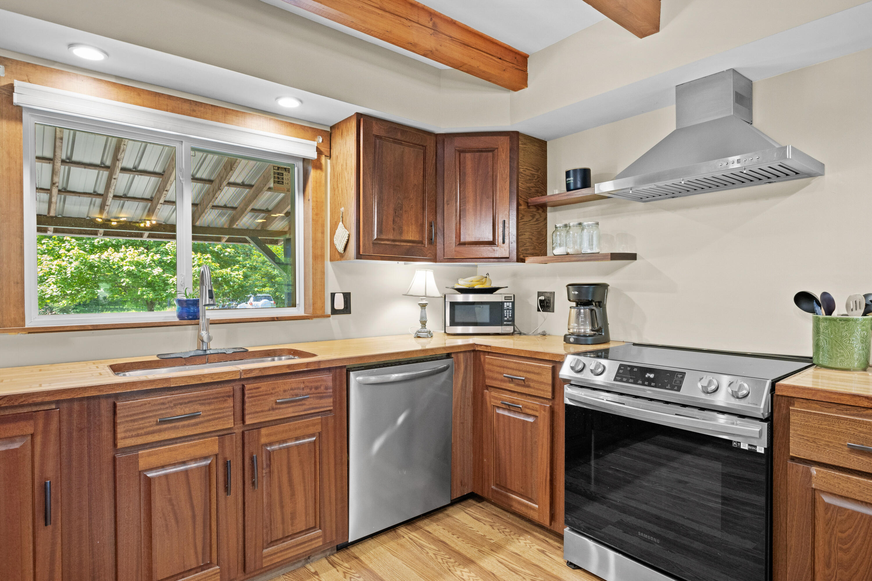43 Knights Pond Road Property Photo 10