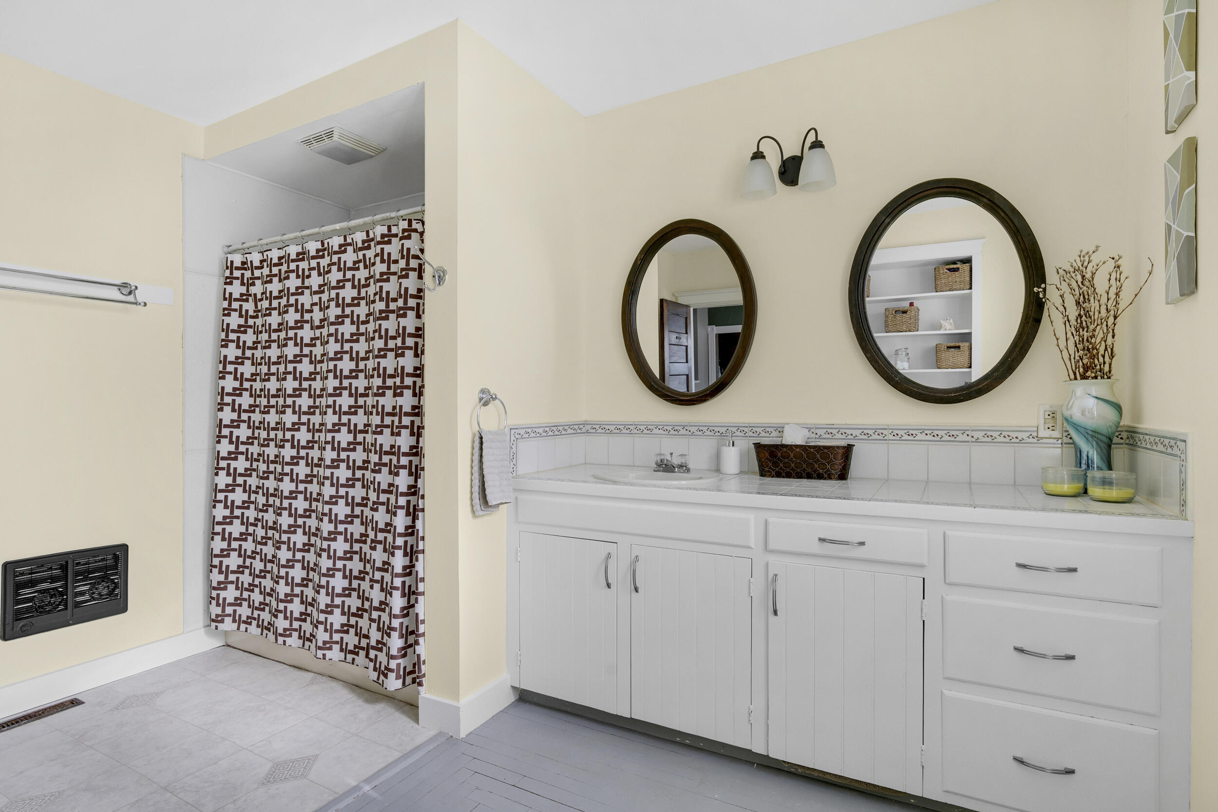 775 N Parish Road Property Photo 26