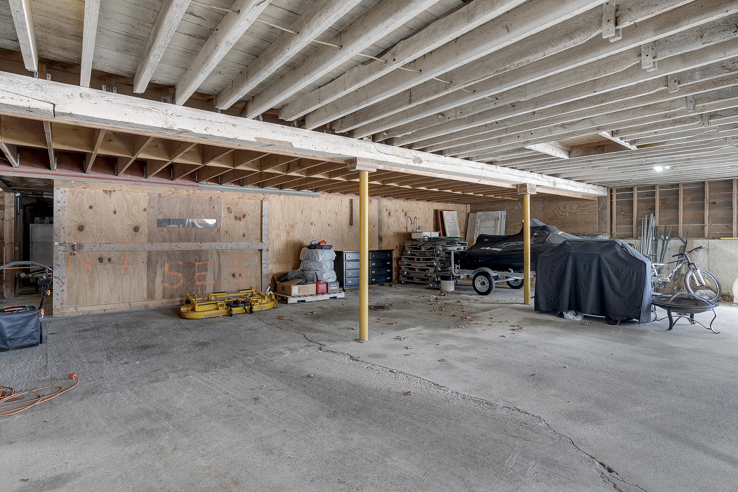 775 N Parish Road Property Photo 84