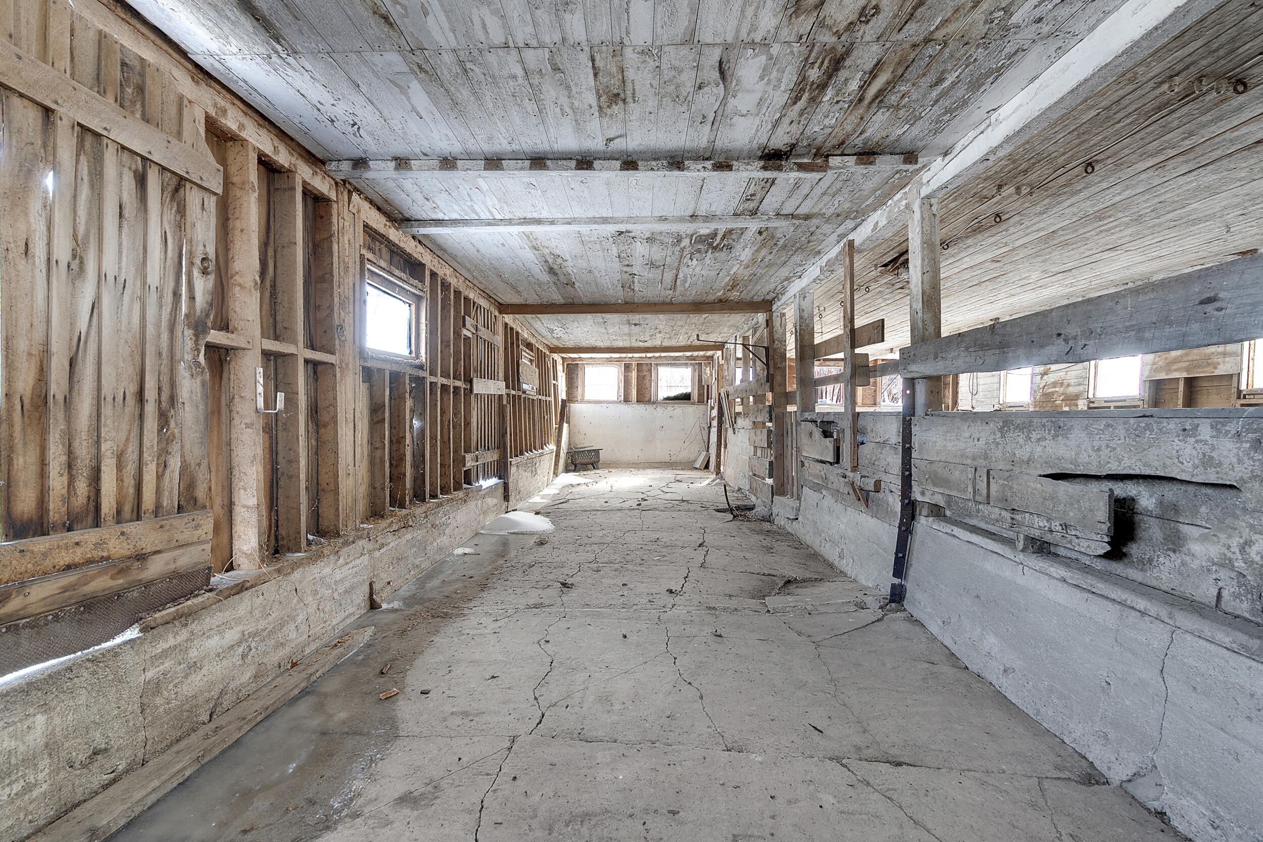 775 N Parish Road Property Photo 87