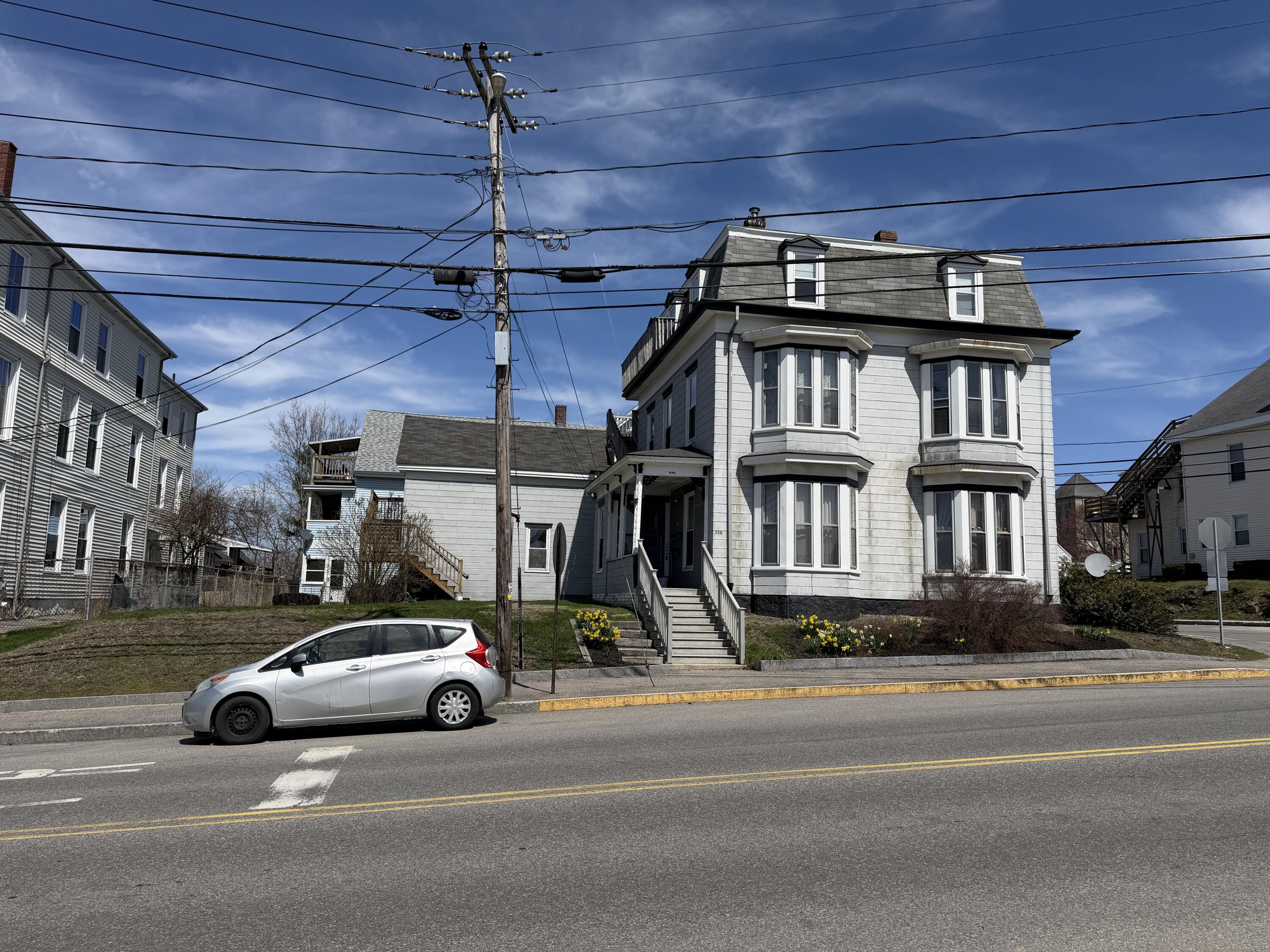 350 Main Street Property Photo 1