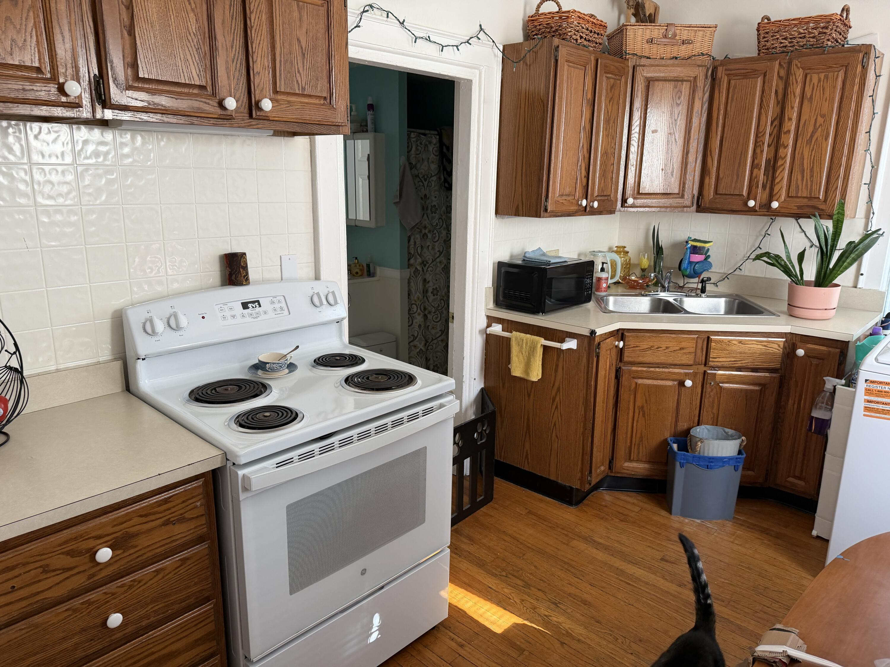 350 Main Street Property Photo 4