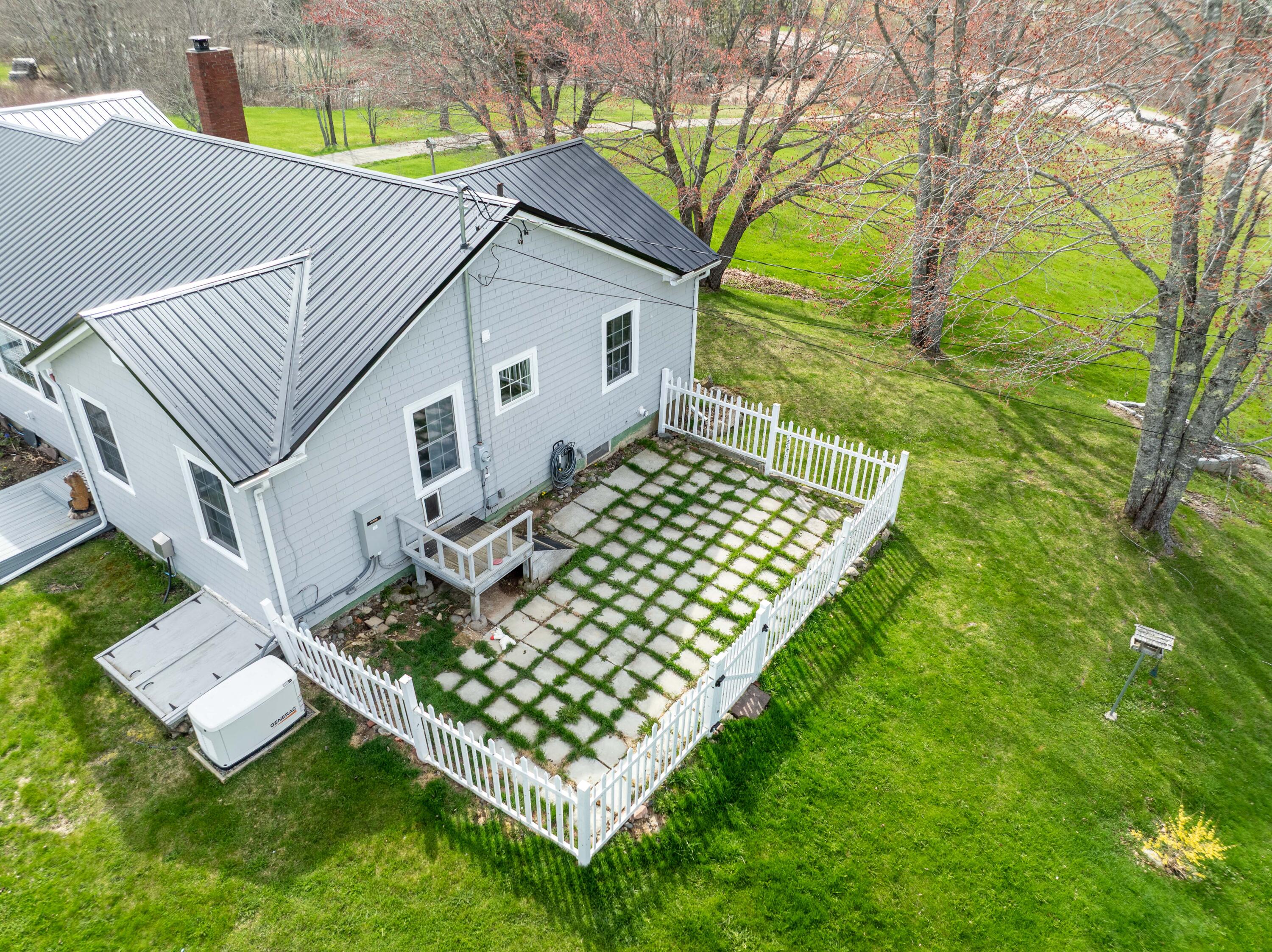 7 Golding Road Property Photo 28