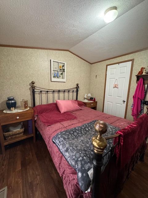 5 Locust Drive Property Photo 14