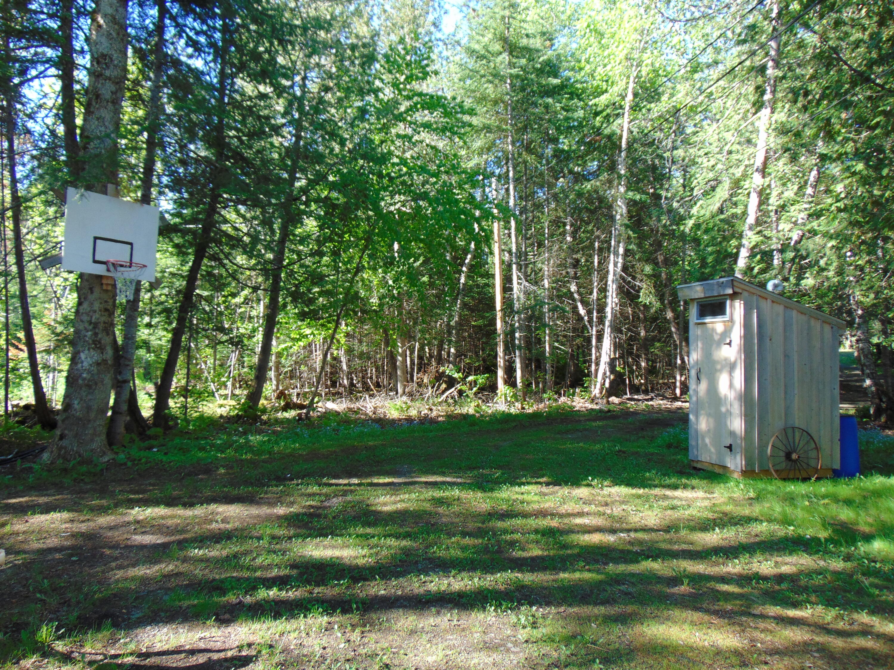 762 West Road Property Photo 15