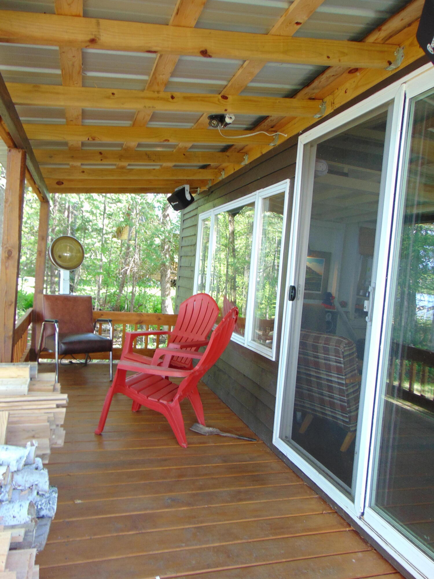 762 West Road Property Photo 17