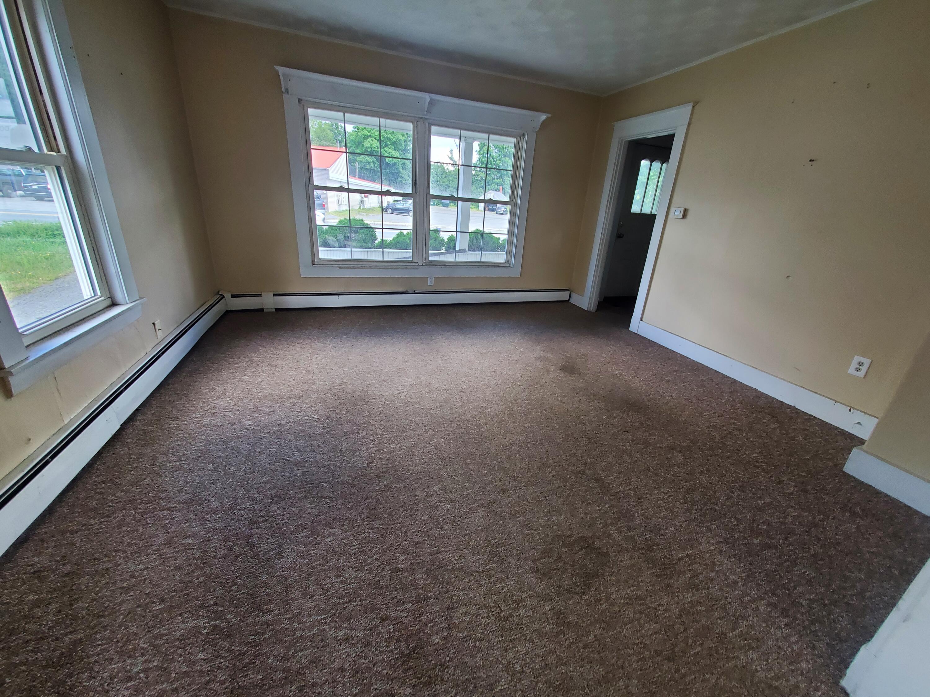 17 Summer Street Property Photo 3