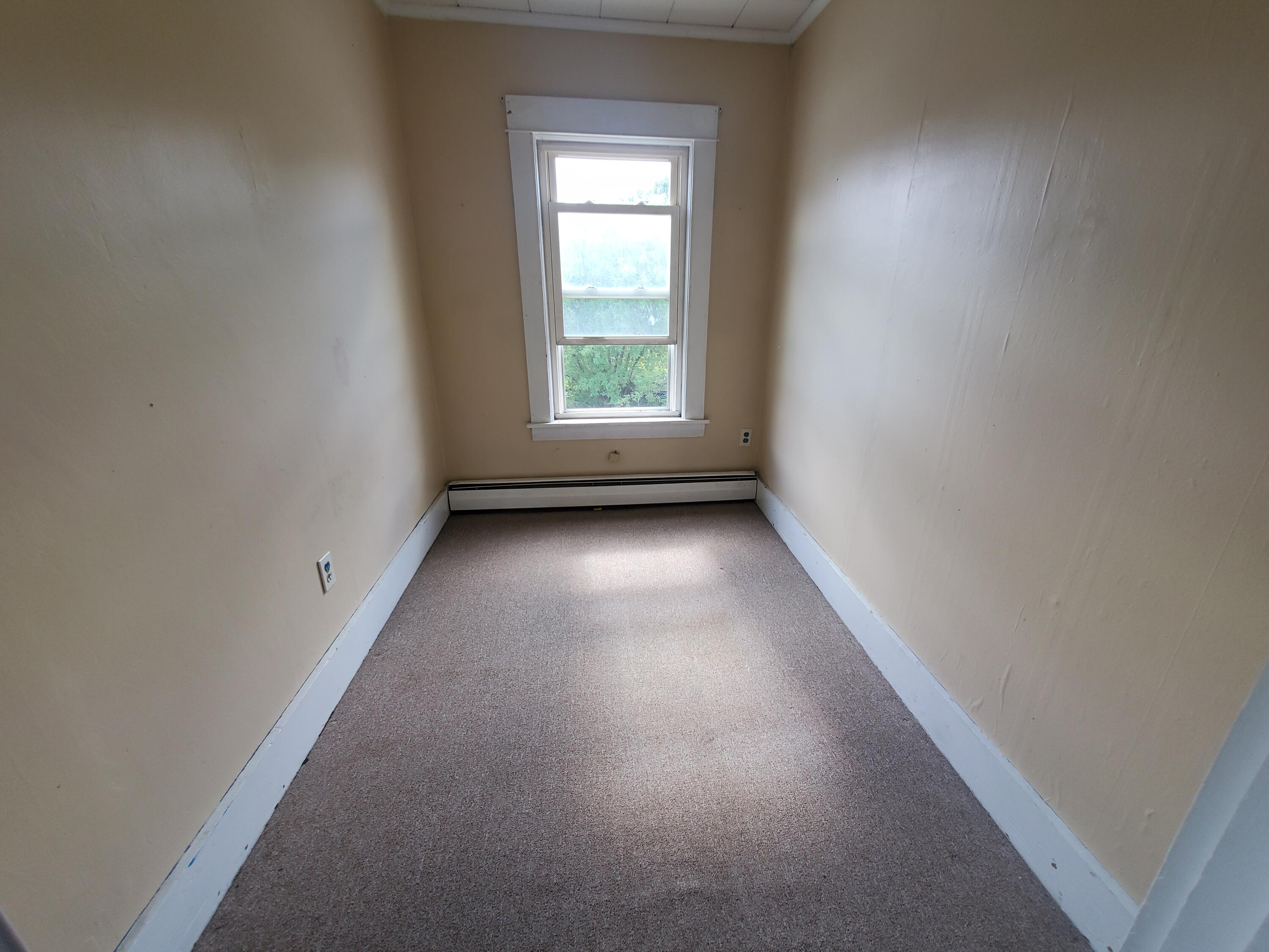 17 Summer Street Property Photo 7