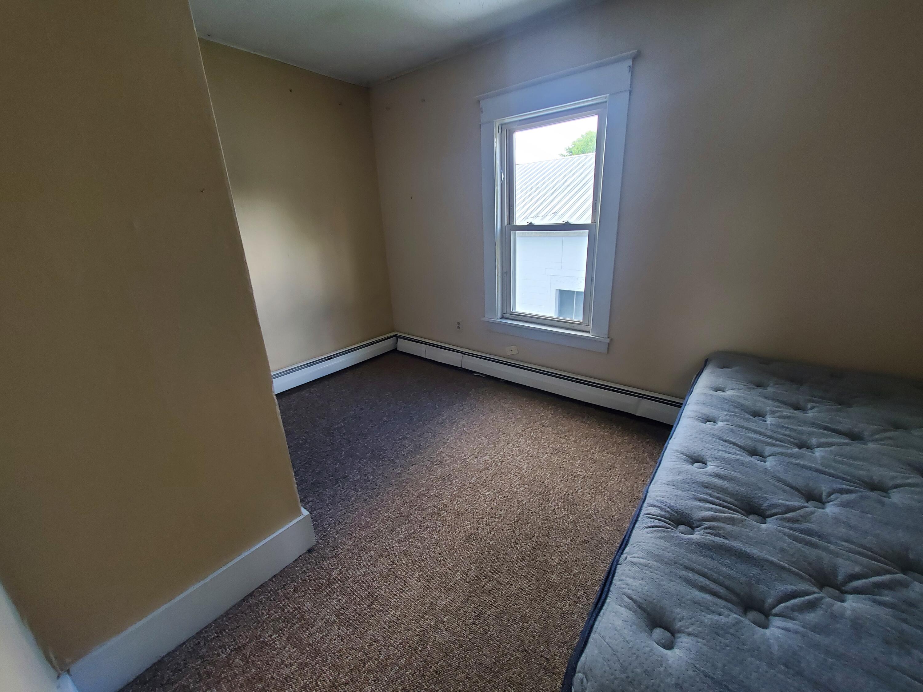 17 Summer Street Property Photo 10