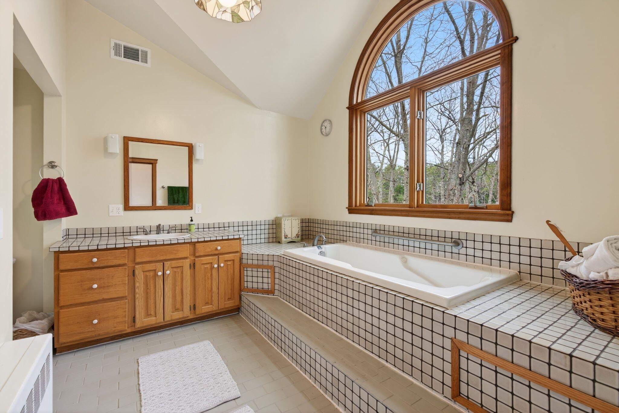 556 Main Street Property Photo 52