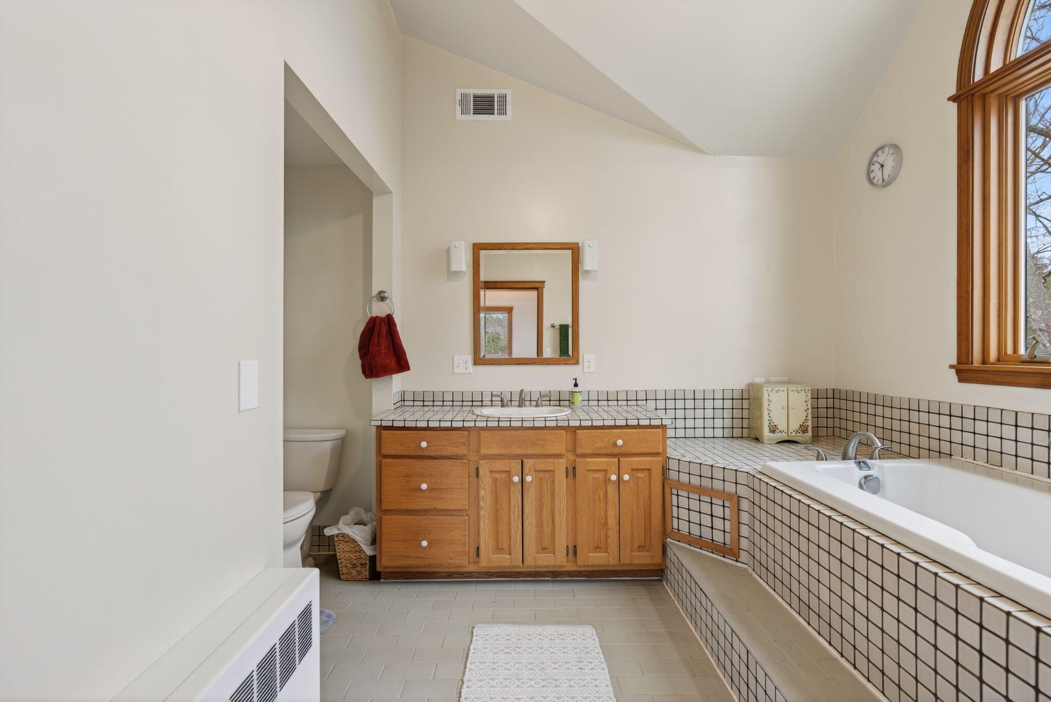 556 Main Street Property Photo 53