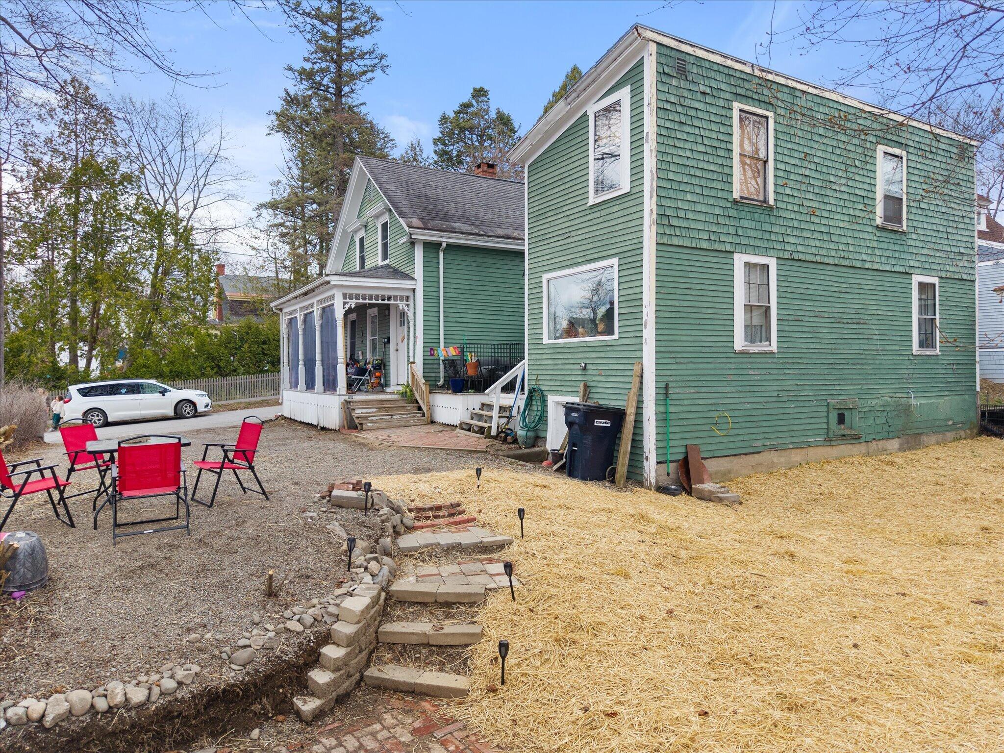 15 Grant Street Property Photo 5