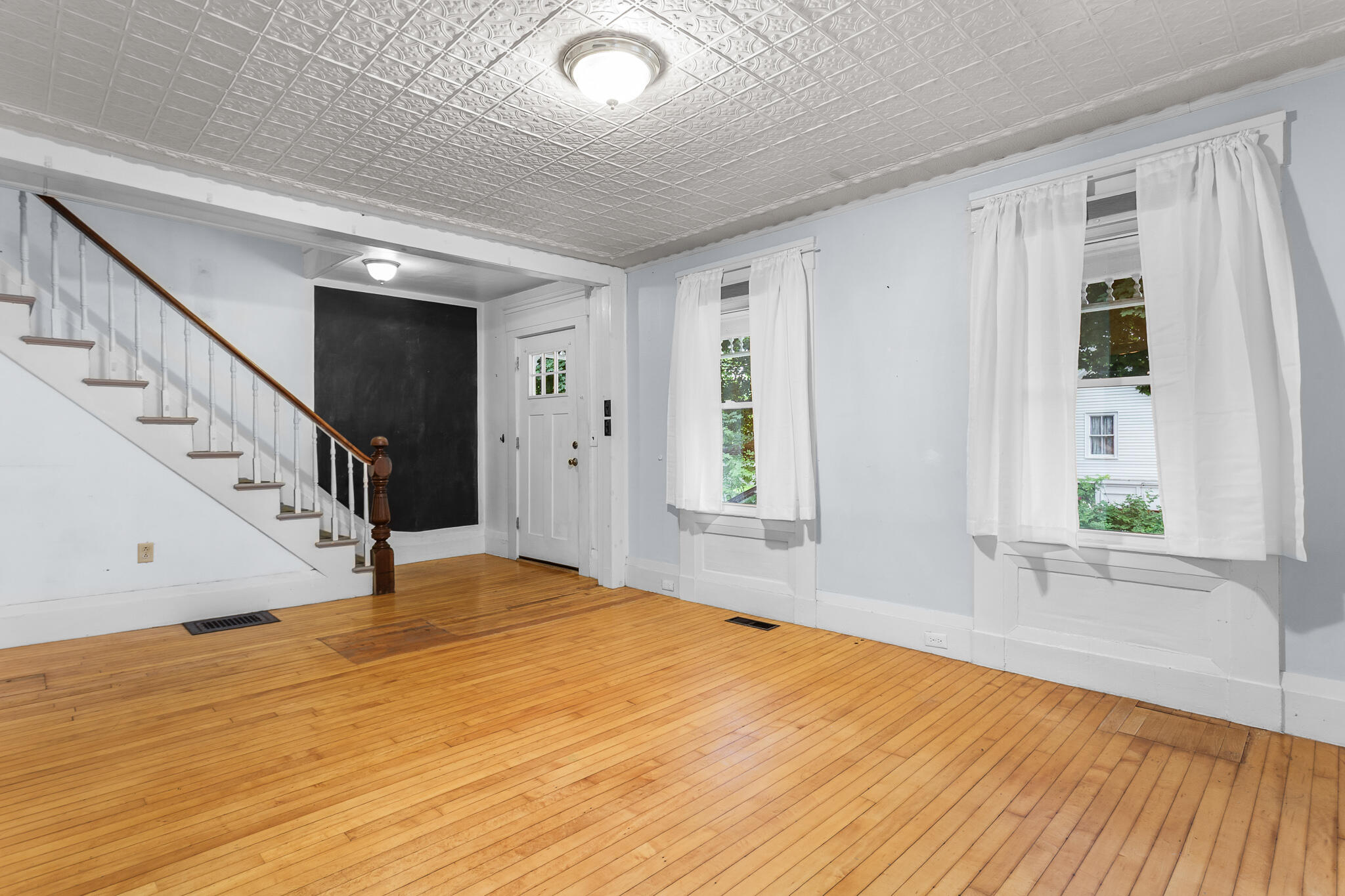 15 Grant Street Property Photo 12