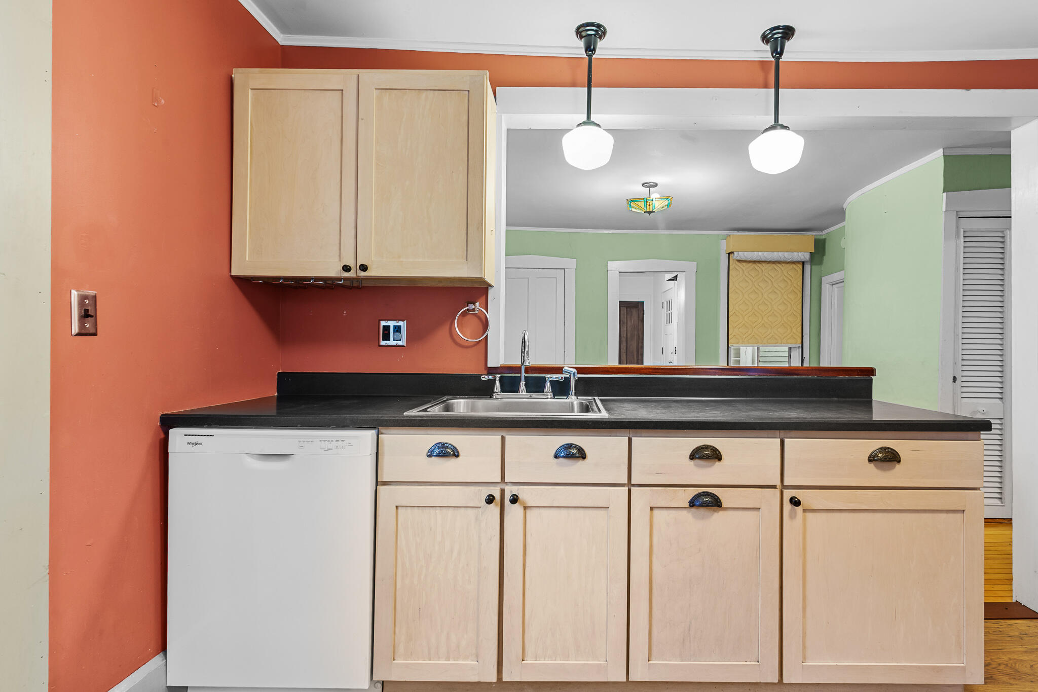 15 Grant Street Property Photo 15