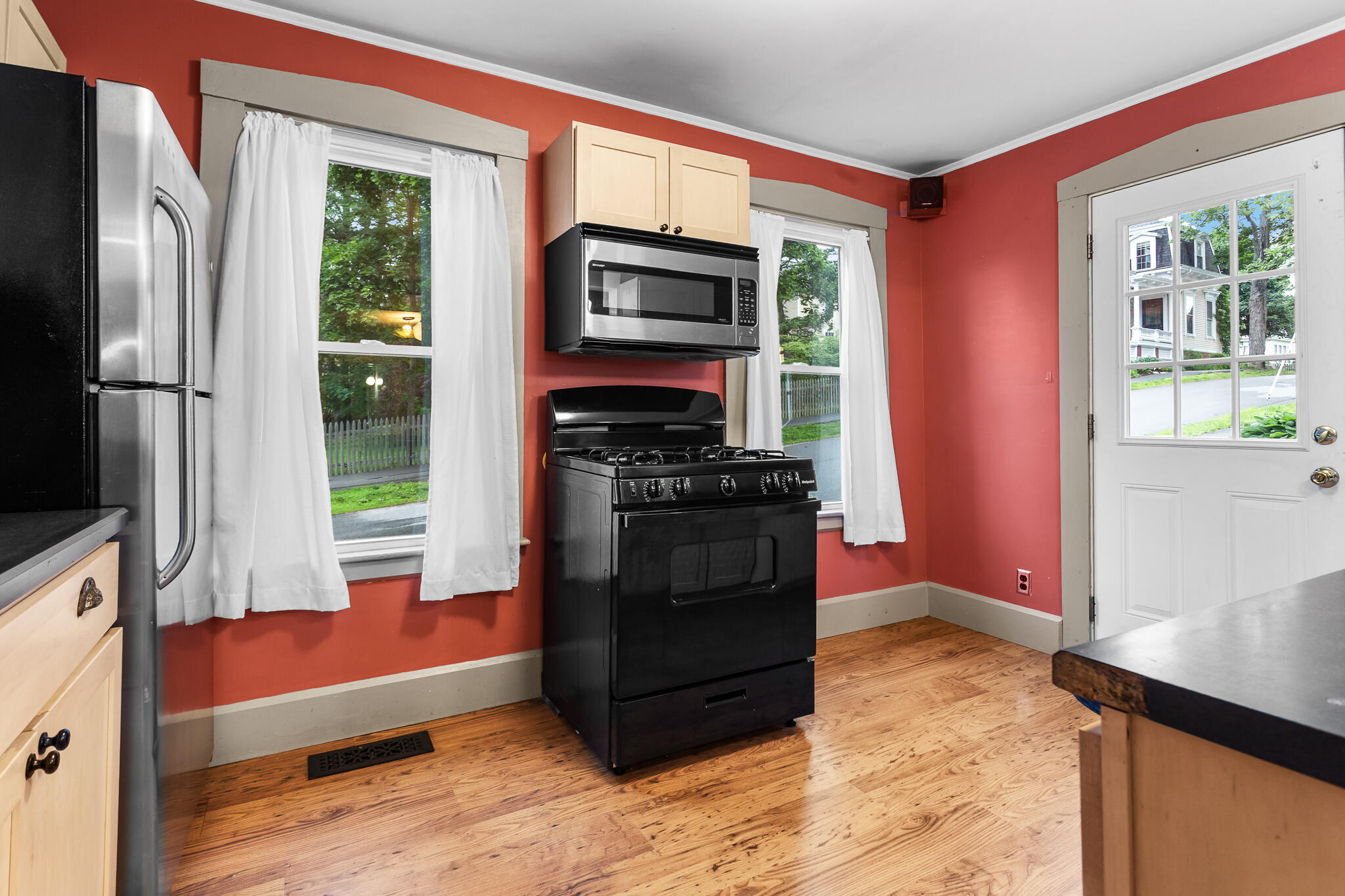 15 Grant Street Property Photo 16