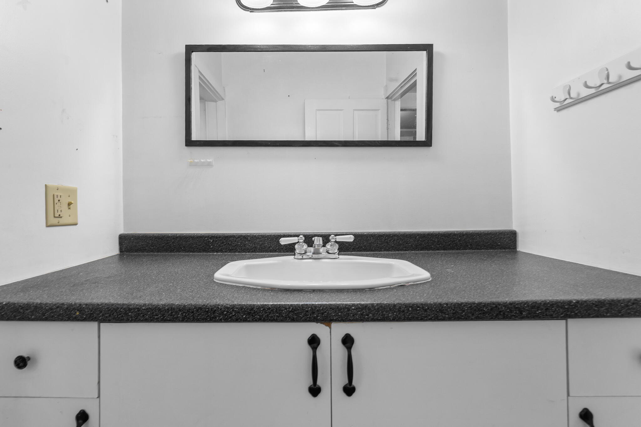 15 Grant Street Property Photo 21