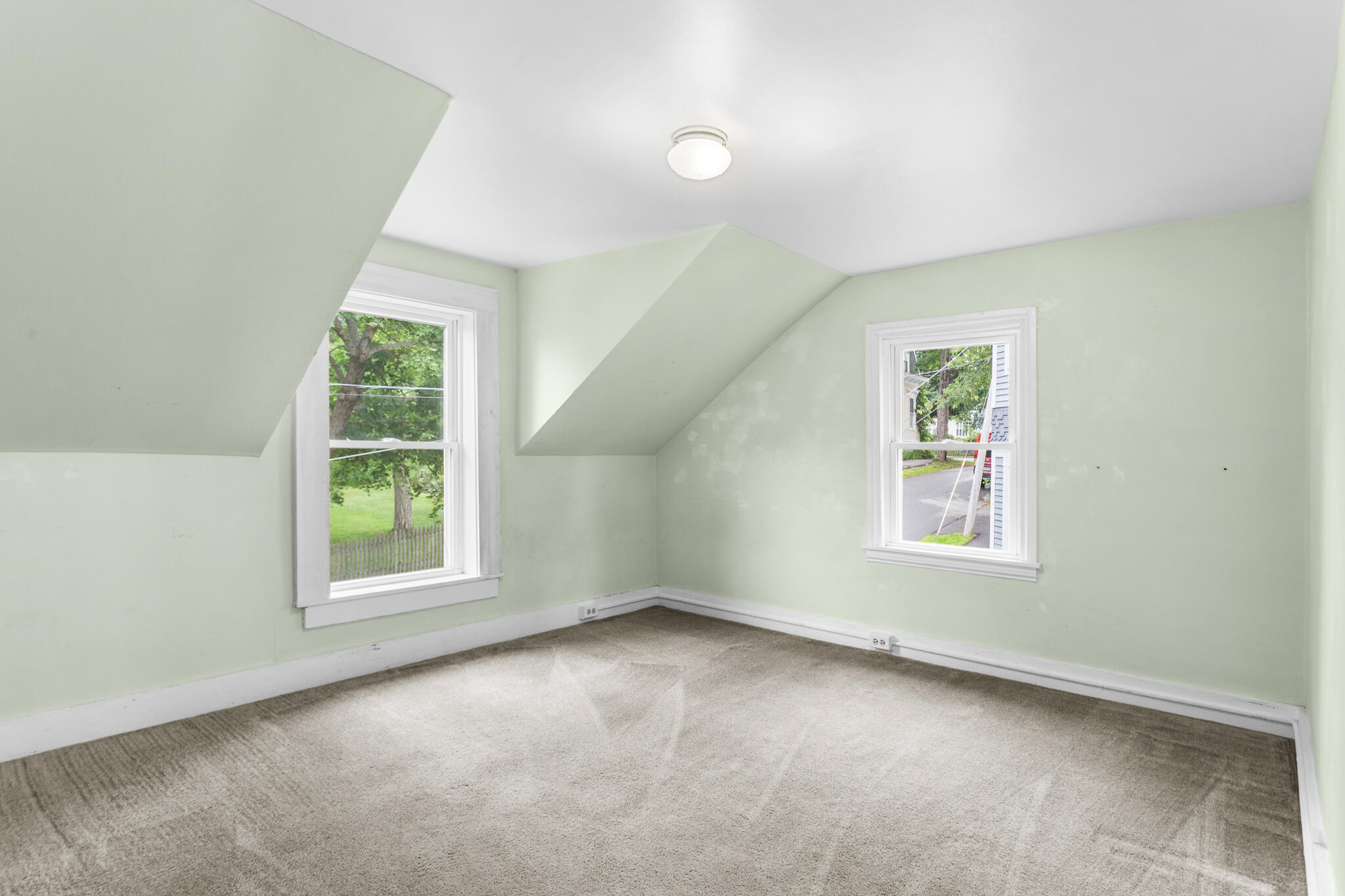 15 Grant Street Property Photo 24