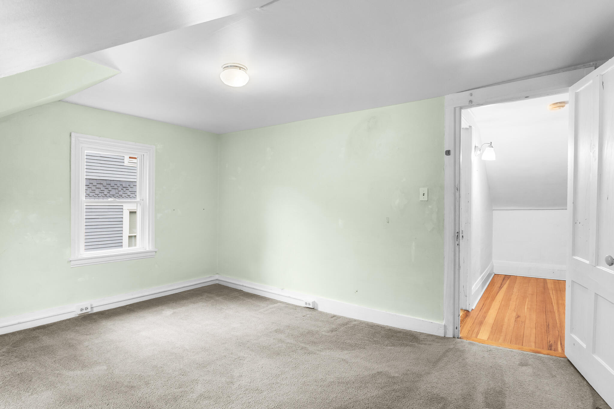 15 Grant Street Property Photo 25