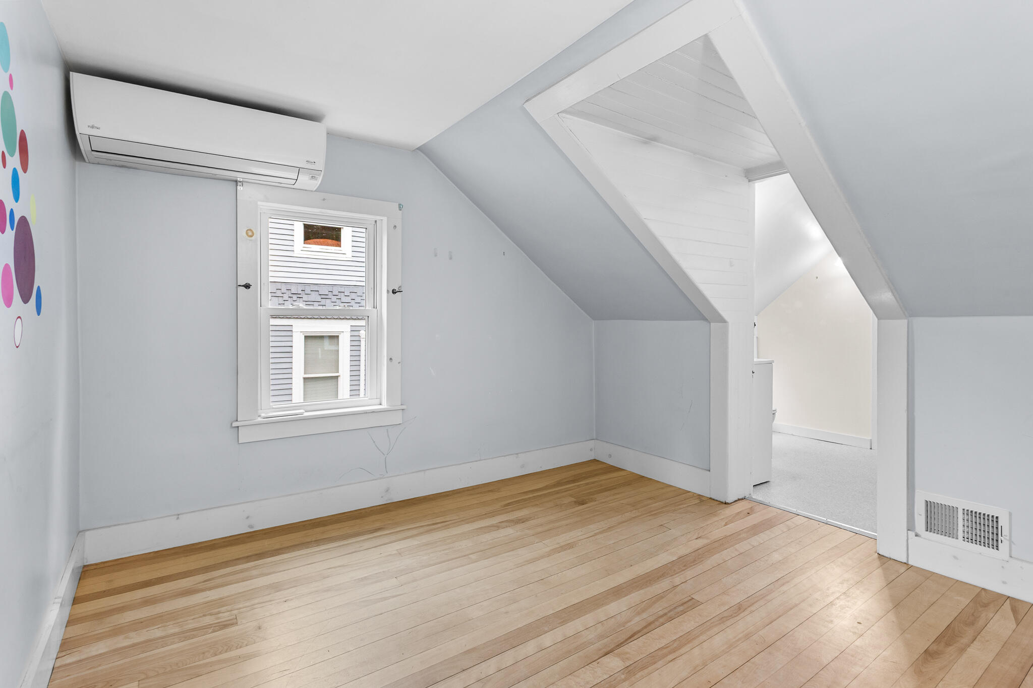 15 Grant Street Property Photo 27