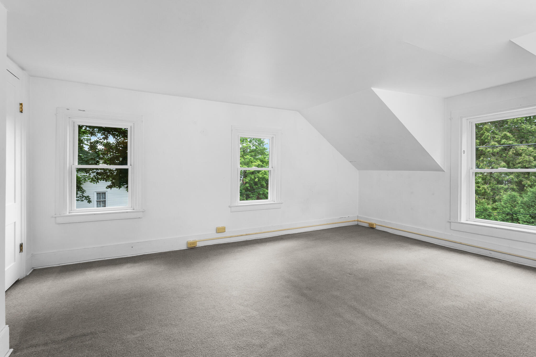 15 Grant Street Property Photo 34