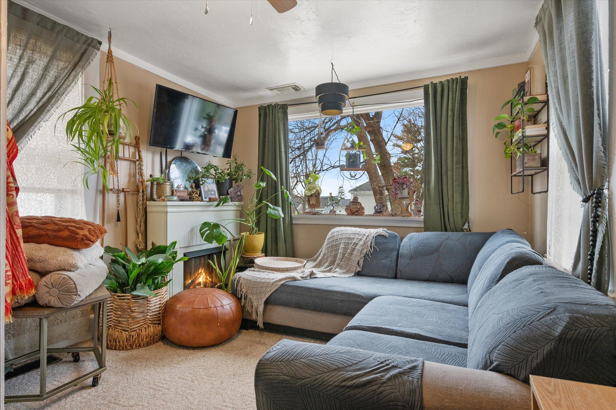 15 Grant Street Property Photo 39