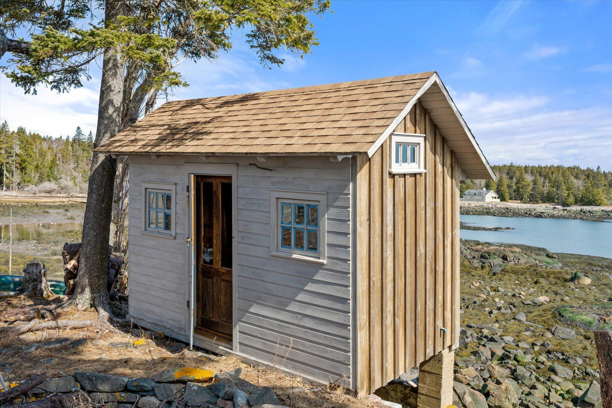 9999 Cove Island Property Photo 28