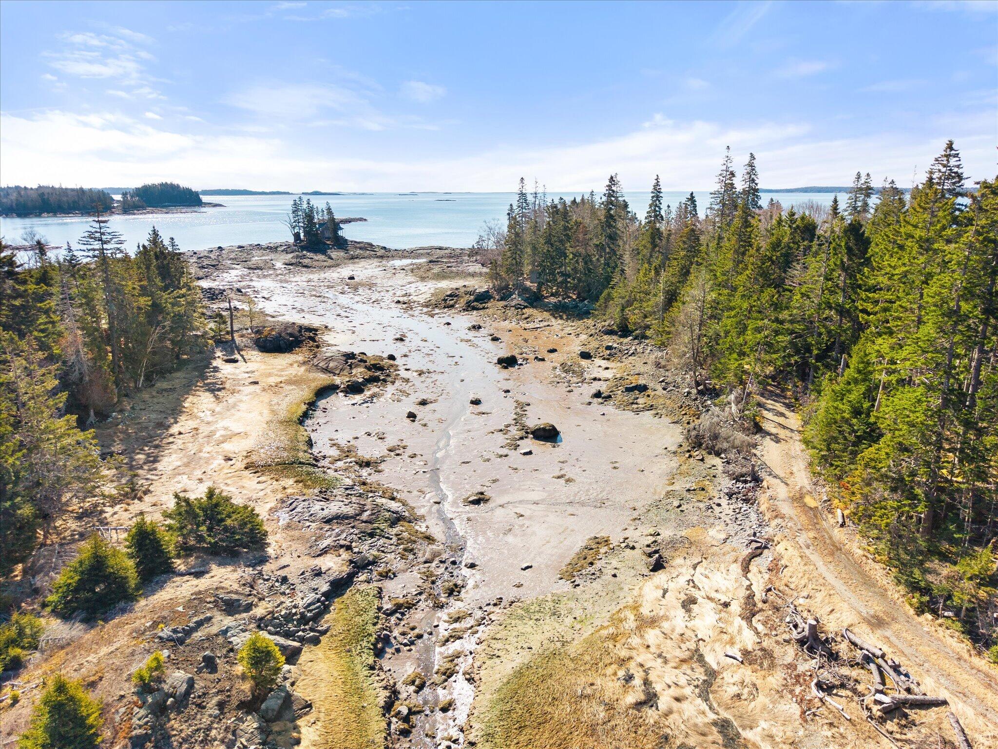 9999 Cove Island Property Photo 47