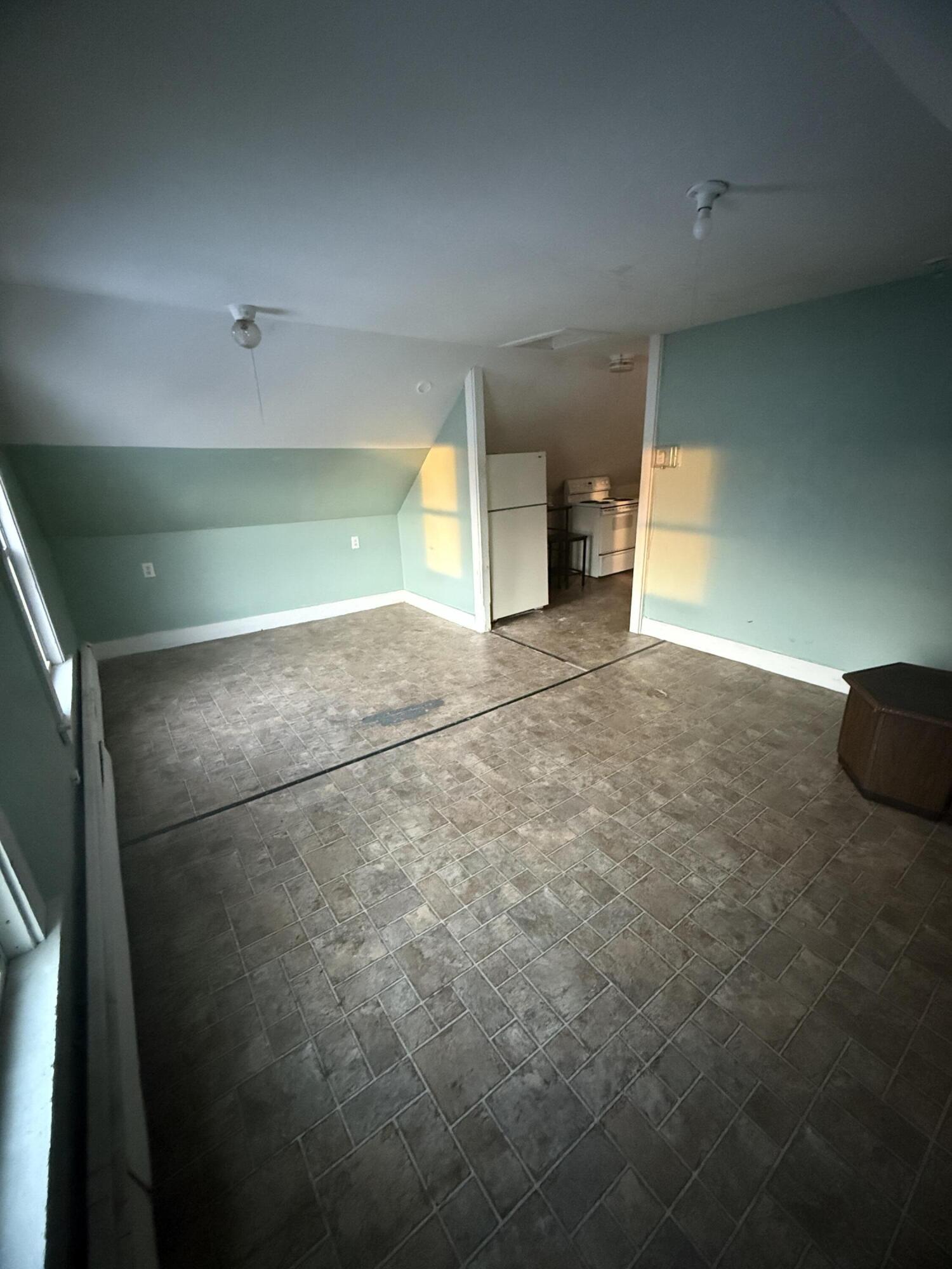 10 Monroe Highway Property Photo 24