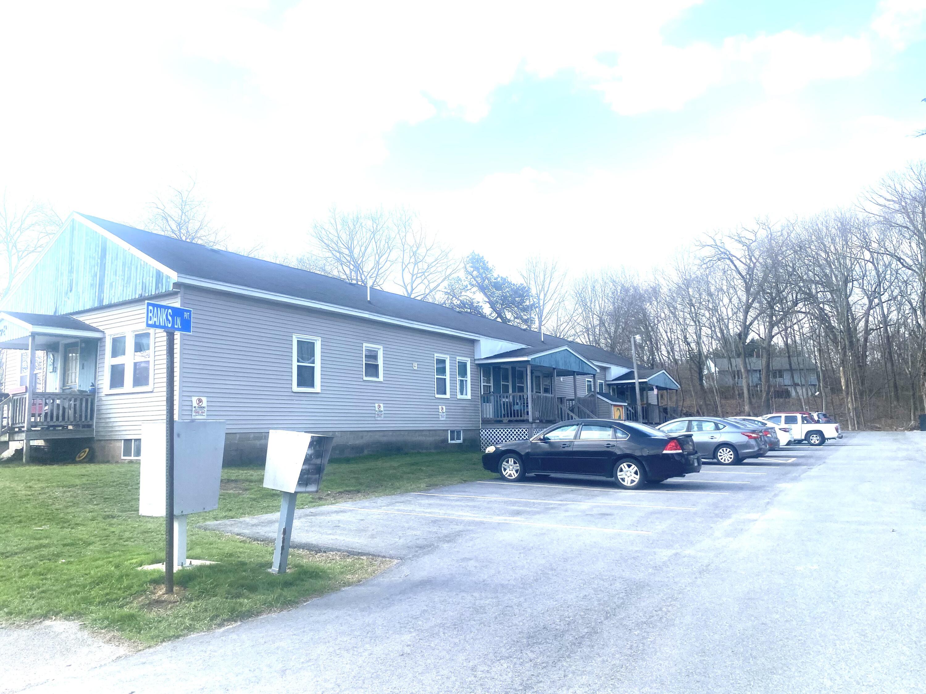 79 W Cutts Street Property Photo 4